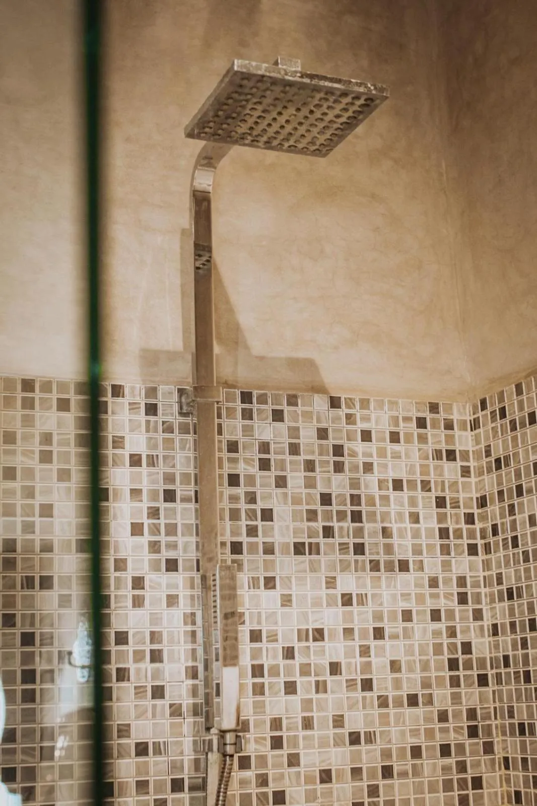Shower in RIAD NOLITA & SPA Kasbah