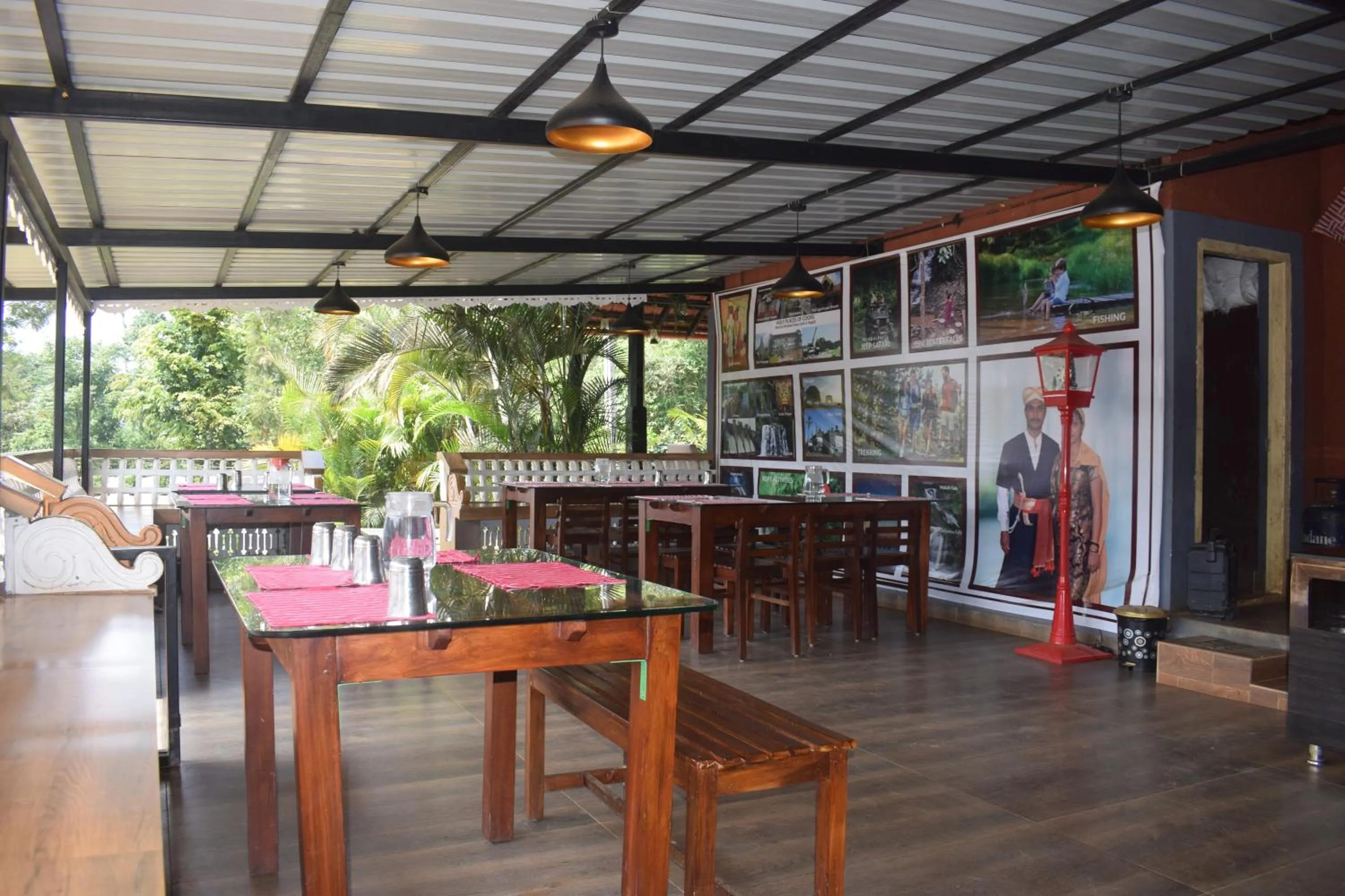 Restaurant/places to eat in Ibni Springs