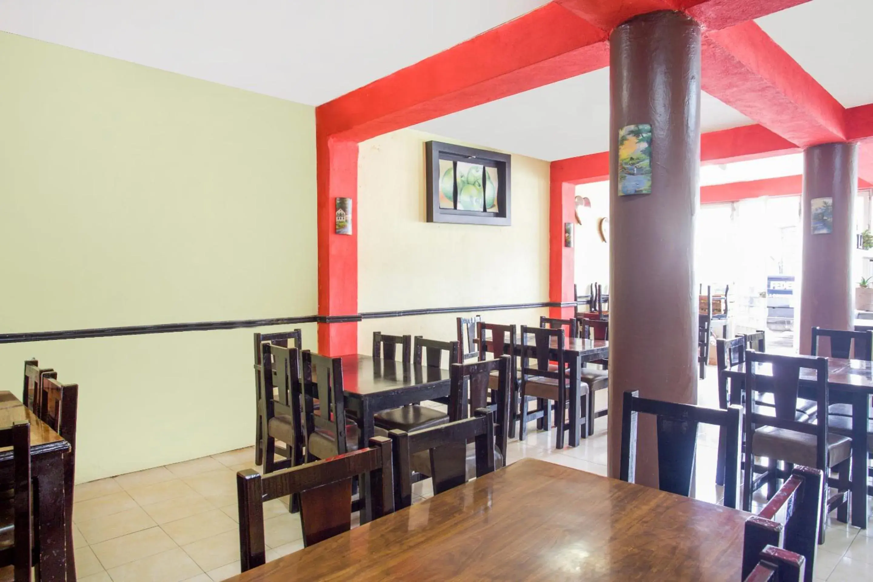 Restaurant/places to eat in OYO Hotel San Agustin Restaurant/places to eat in OYO Hotel San Agustin