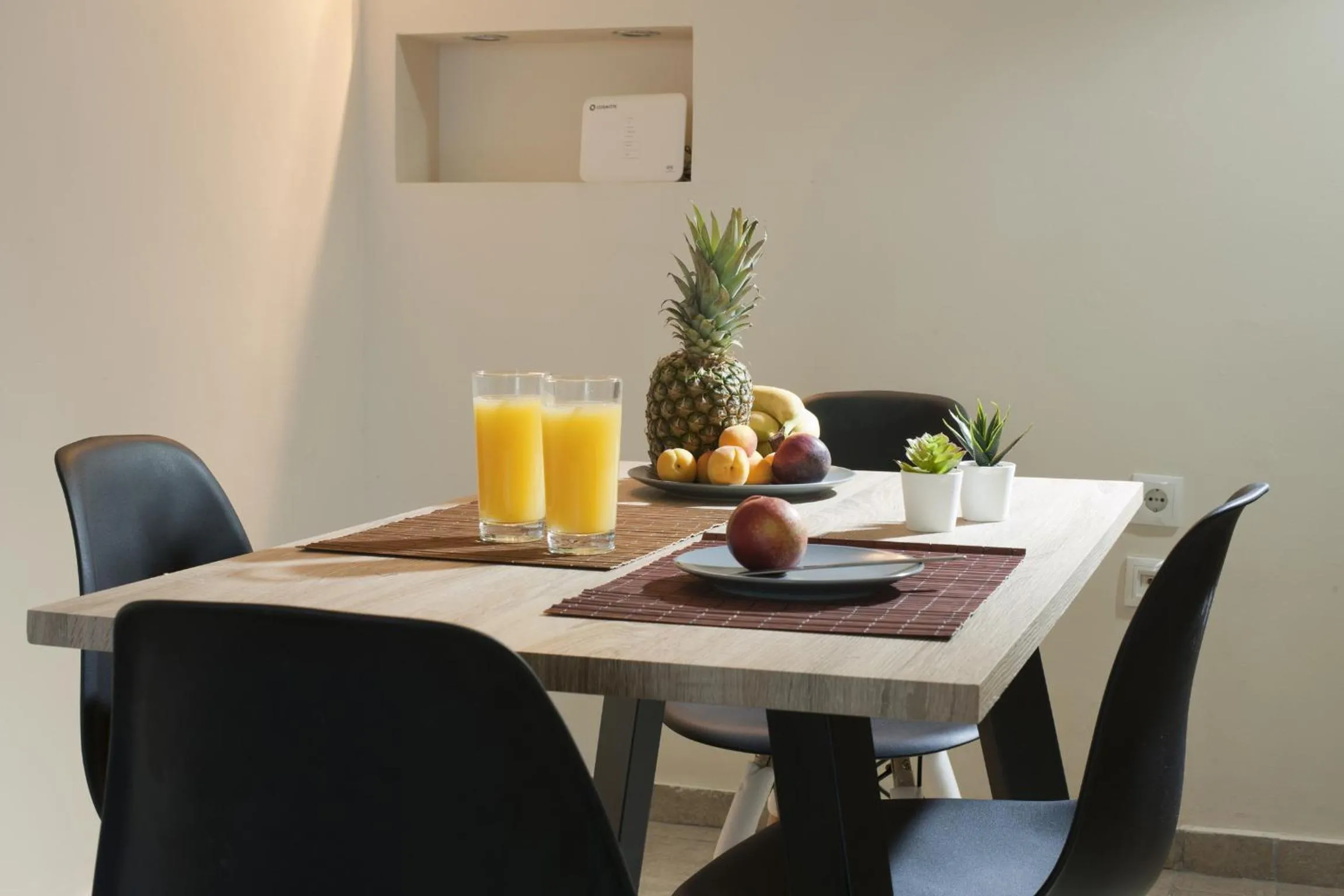 Comfortable apartment at the foot of the Odeon of Herodes Atticus