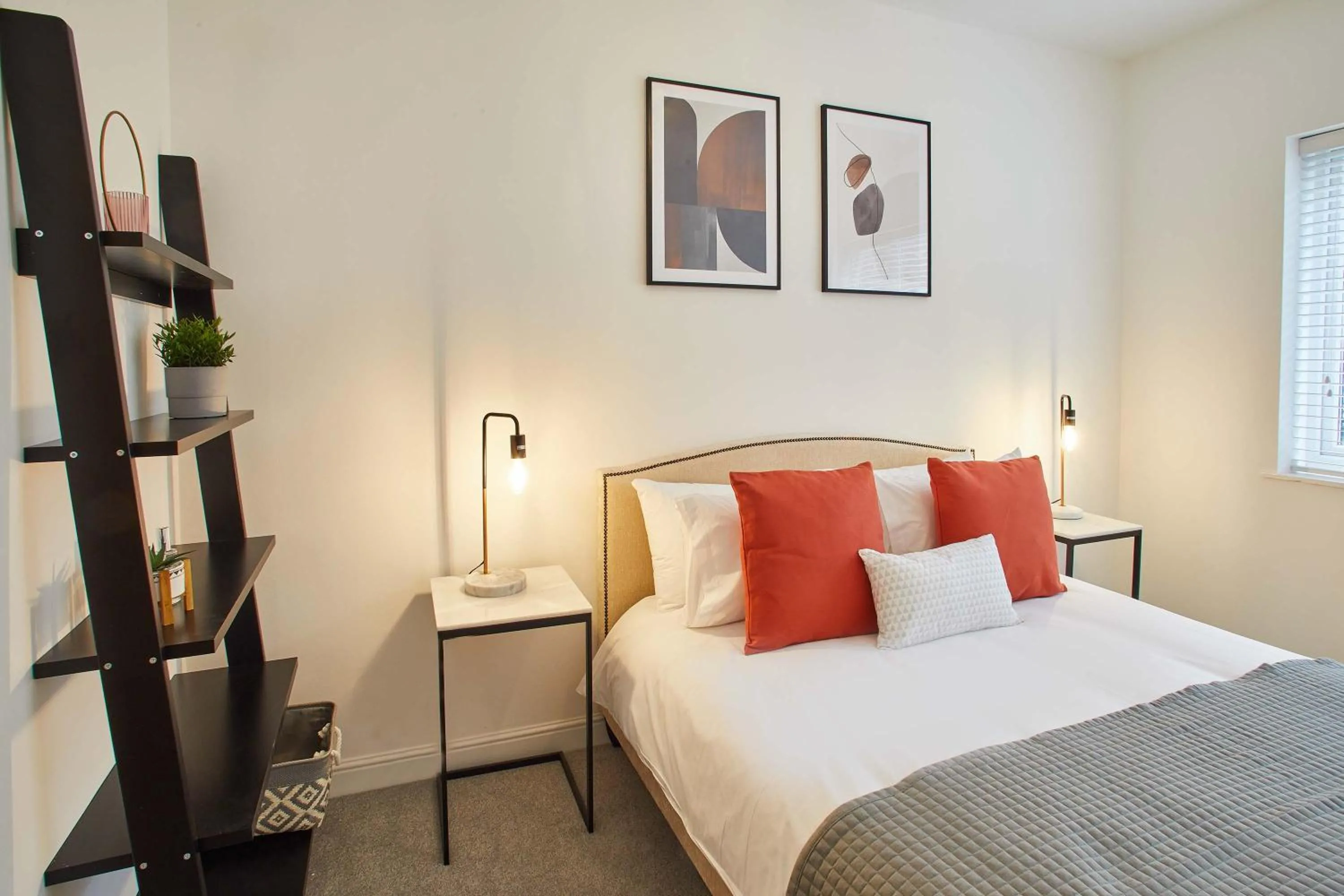 Bed in Host & Stay - Routh Walk