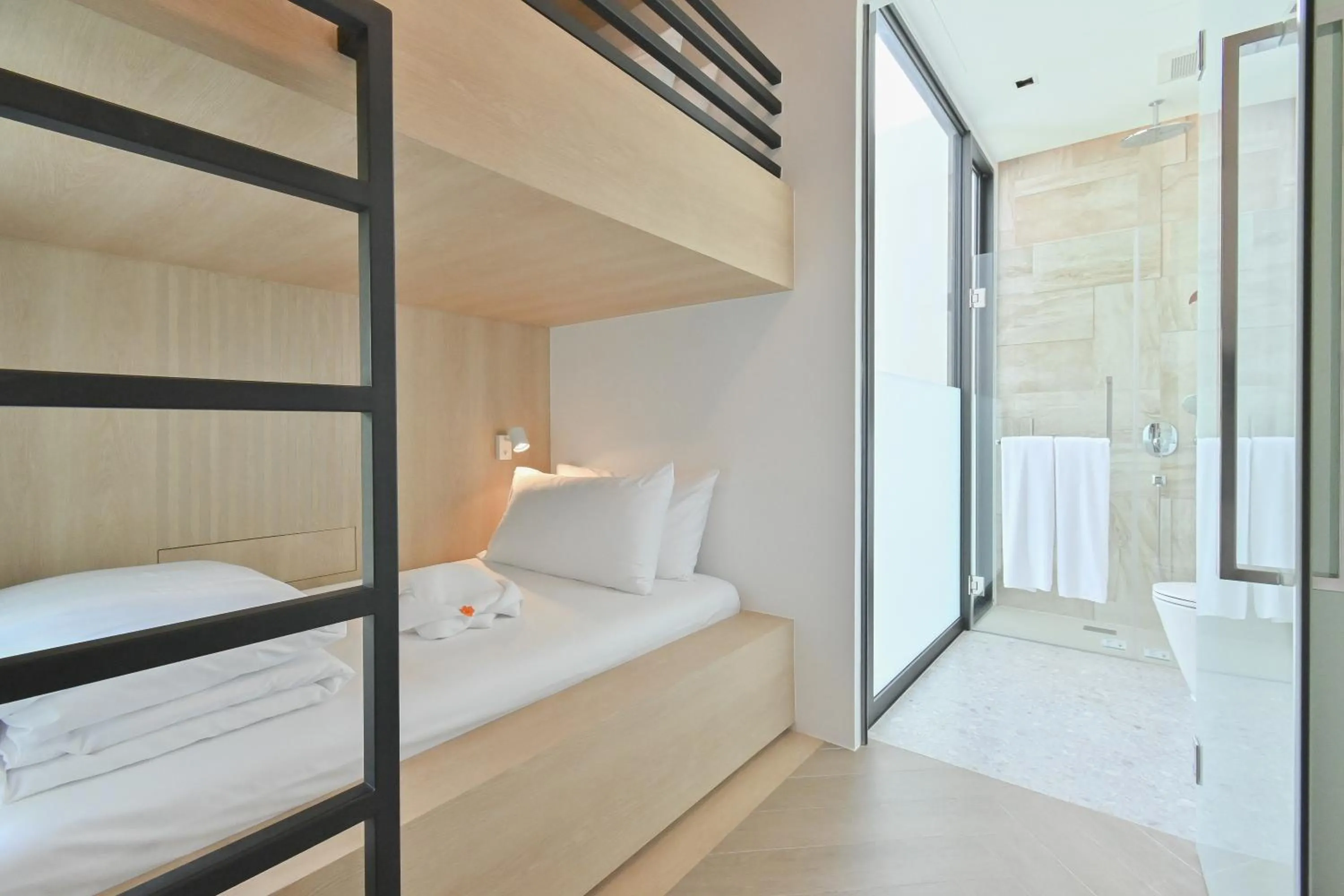 bunk bed, Bed in Chomdao Maikhao