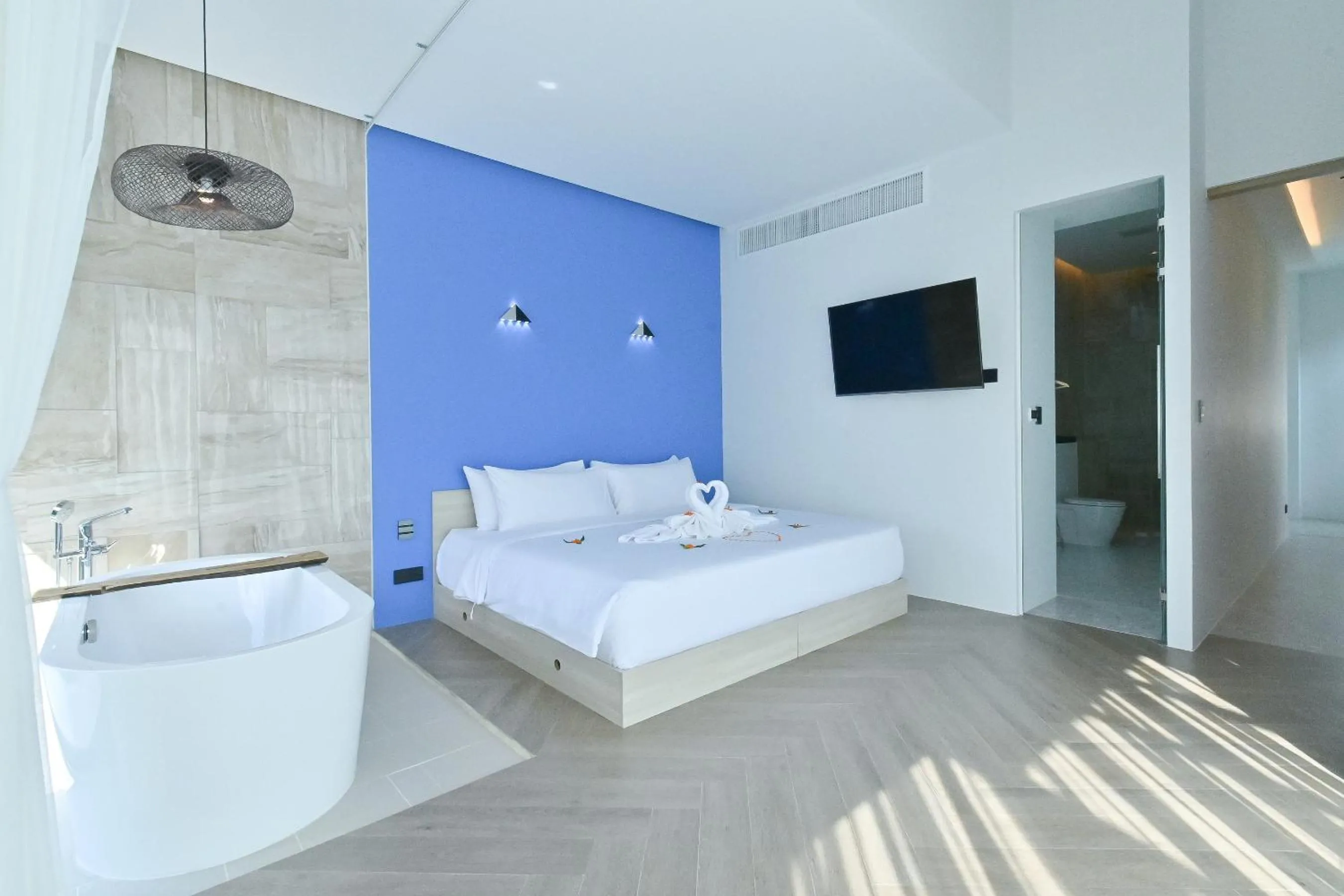 Bedroom, Bed in Chomdao Maikhao