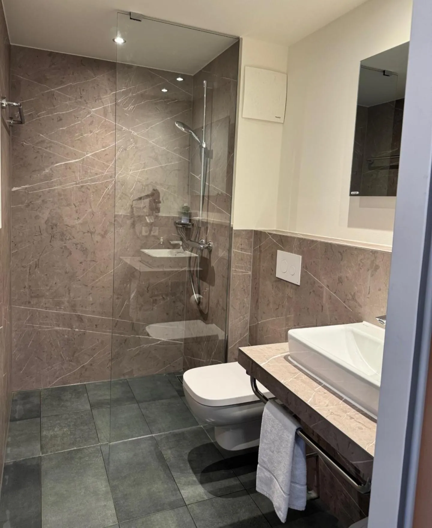 Shower in Highway Hotel