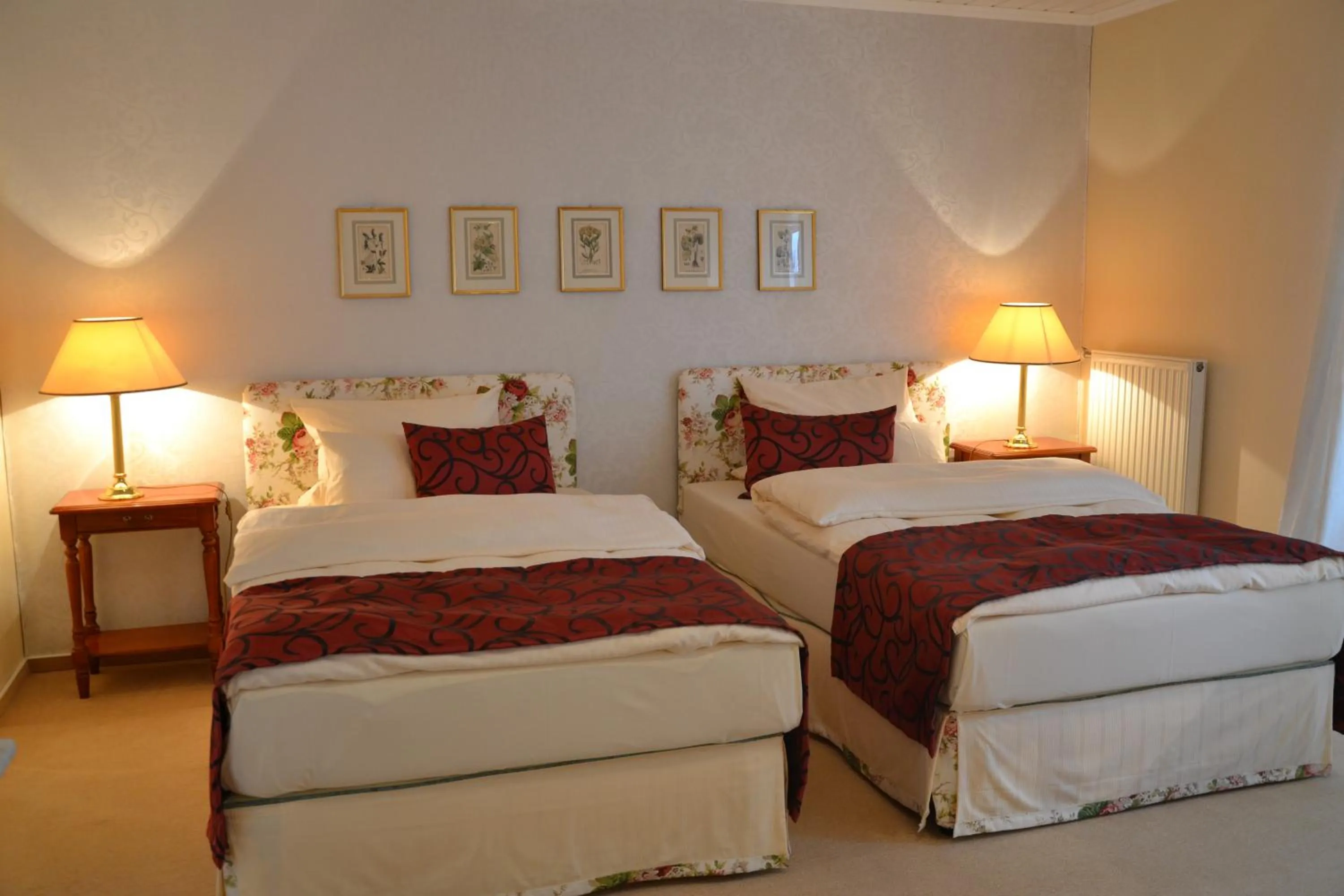 Bed in Christian Gartenhotel