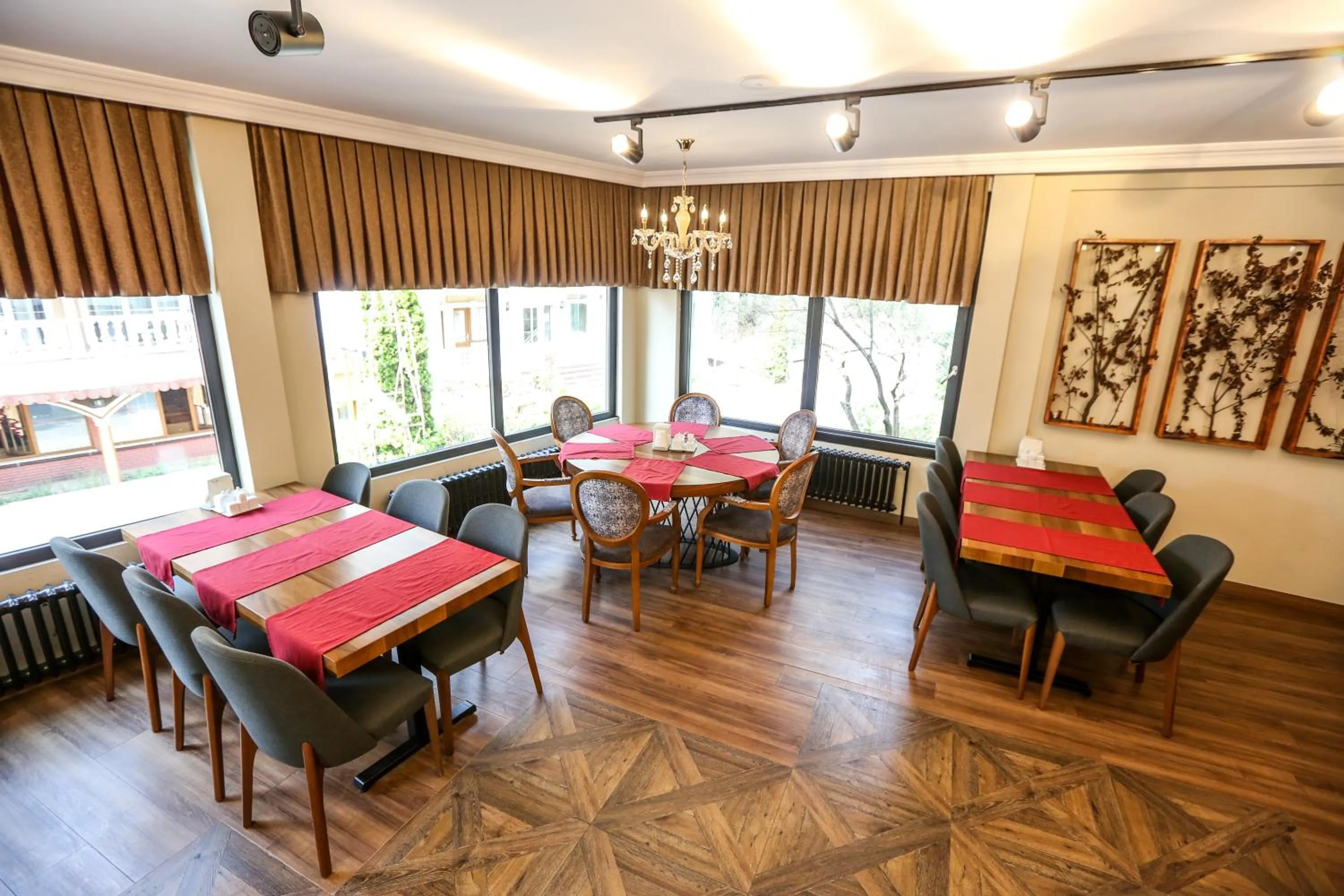 Restaurant/places to eat in Thermal Saray Hotel & Yalova