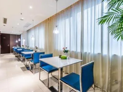 Jinjiang Inn Select Hangzhou Binjiang University Town Puyan Metro Station