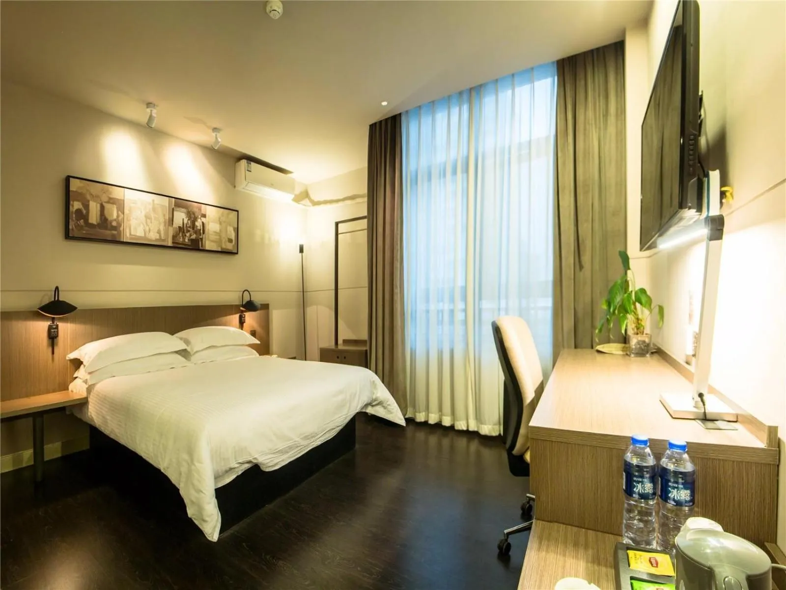 Bed in Jinjiang Inn Select Qiaosinan Metro Station, Hangzhou