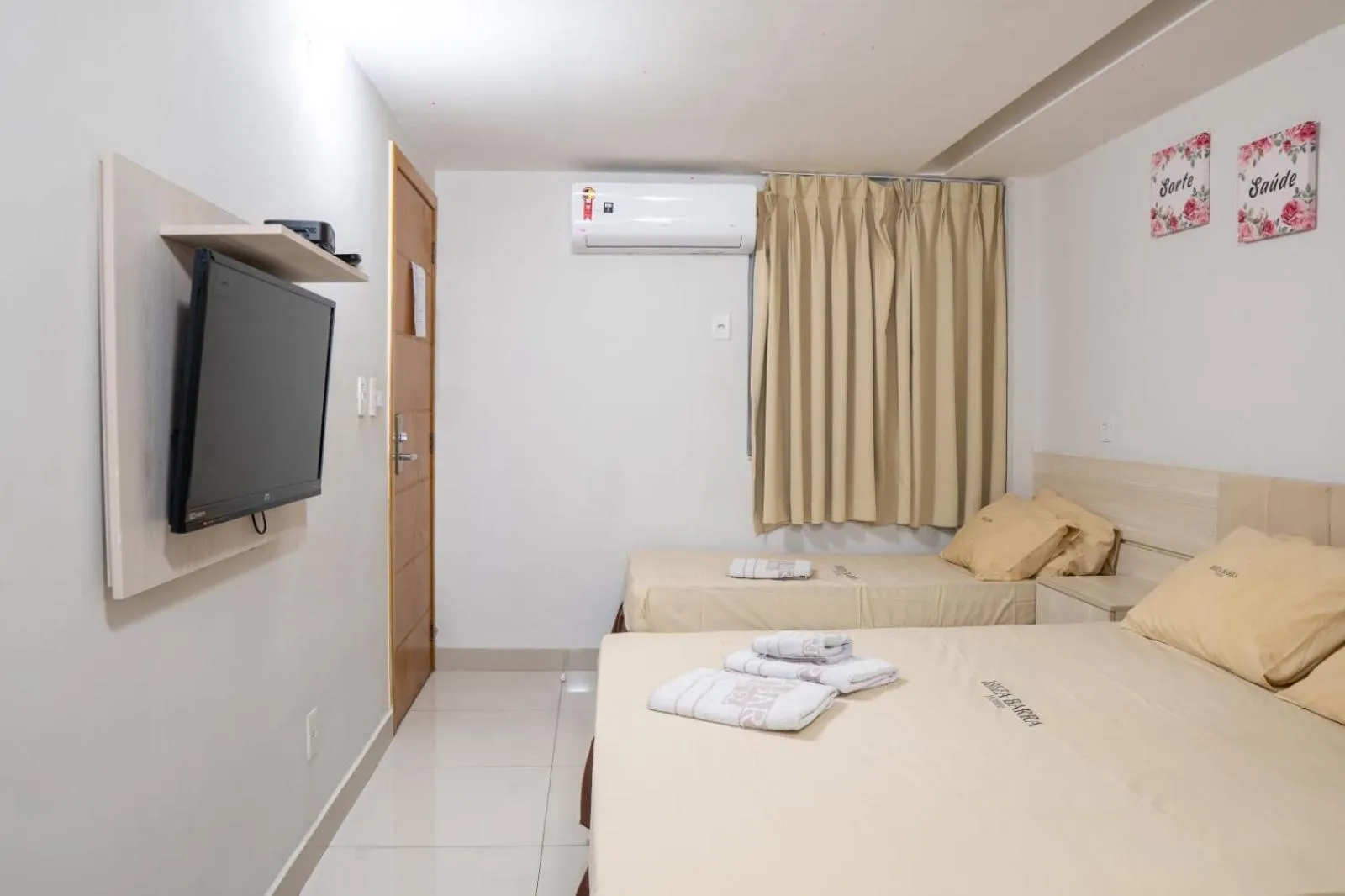 Bed in Ibiza Barra Hotel