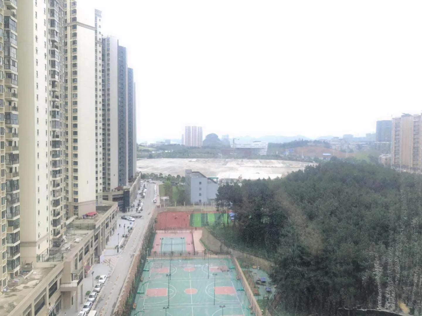 IU Hotel Guiyang Olympic Sports Center China Resources Vientiane