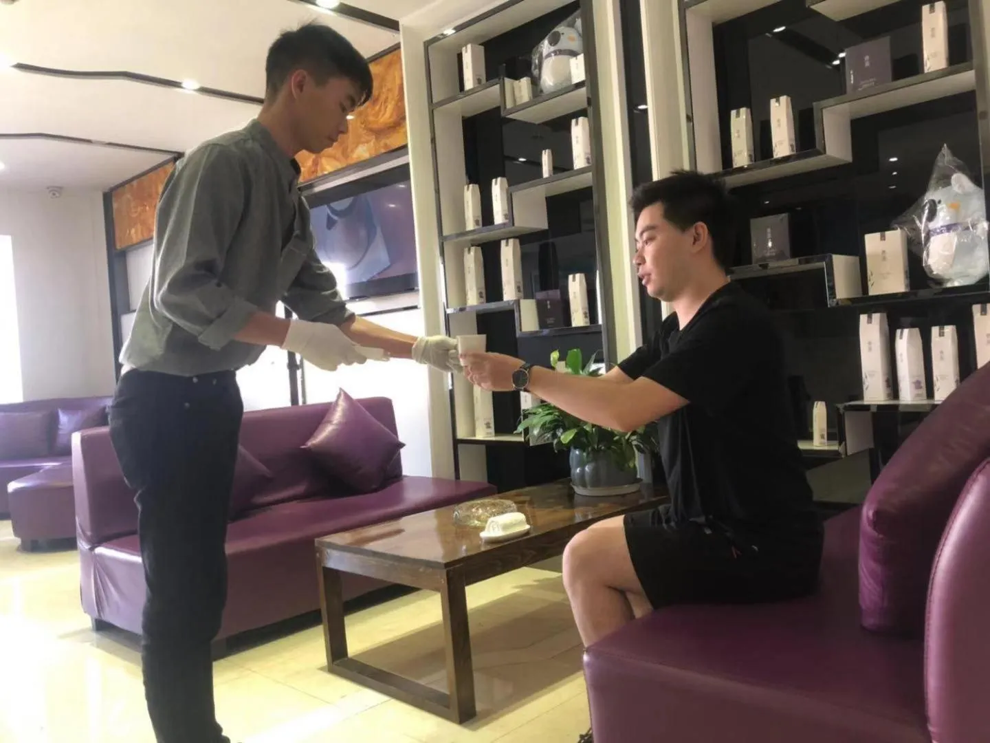 Lavande Hotel Guiyang Flower Orchard Fortune Plaza