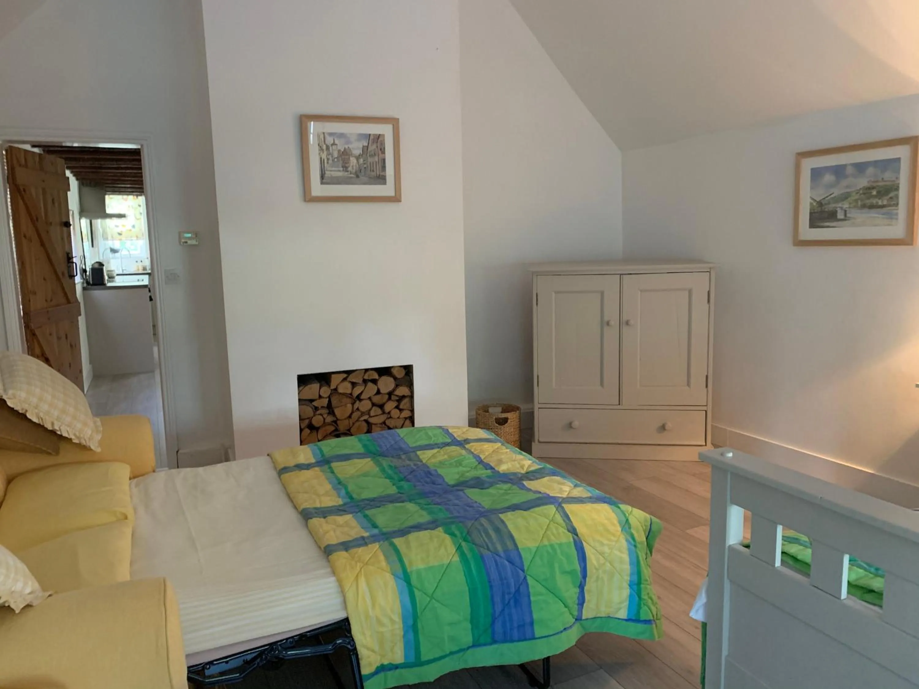 Bed in Appletree Cottages