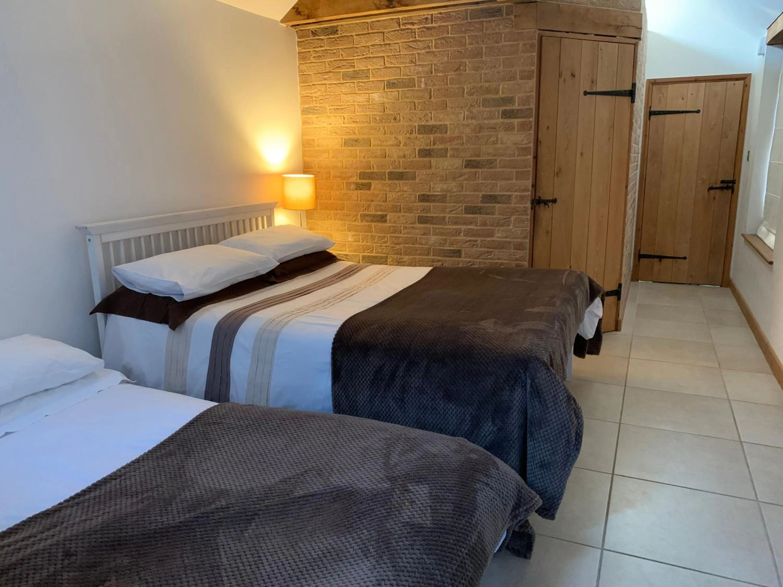 Bedroom, Bed in Appletree Cottages