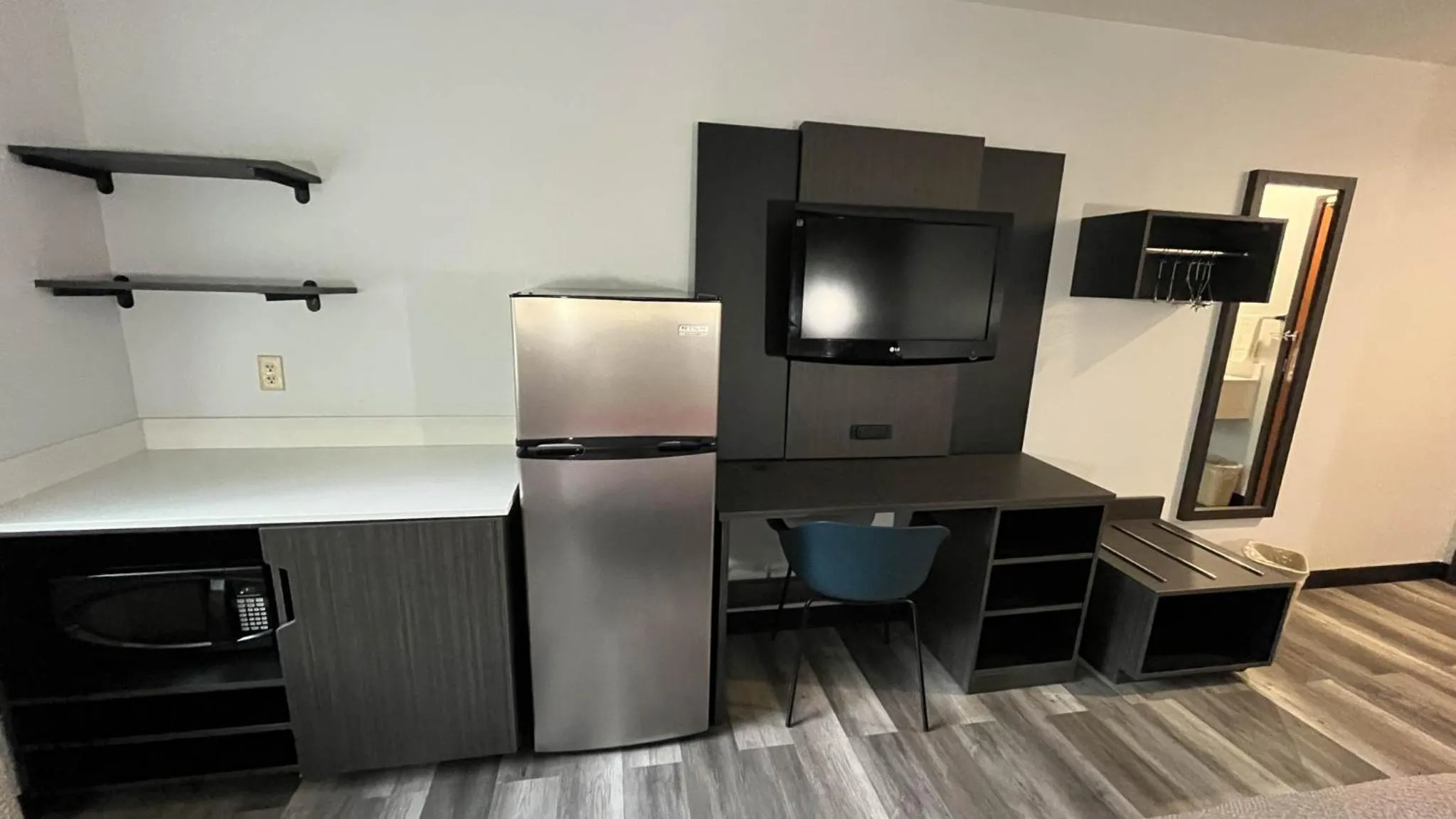 Studio 6 Suites Urbana, IL