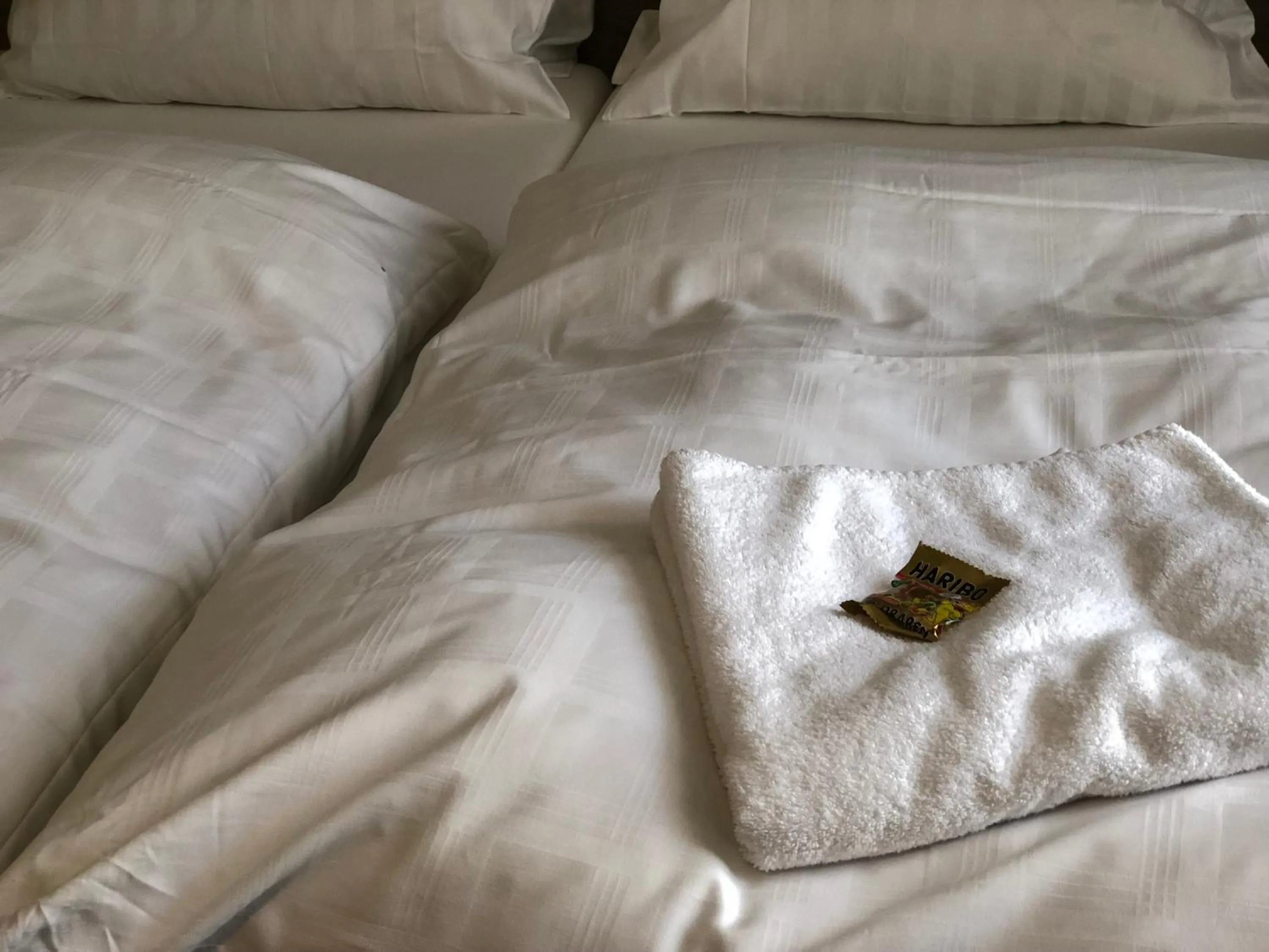 Bed in Hotel Junkerhaus