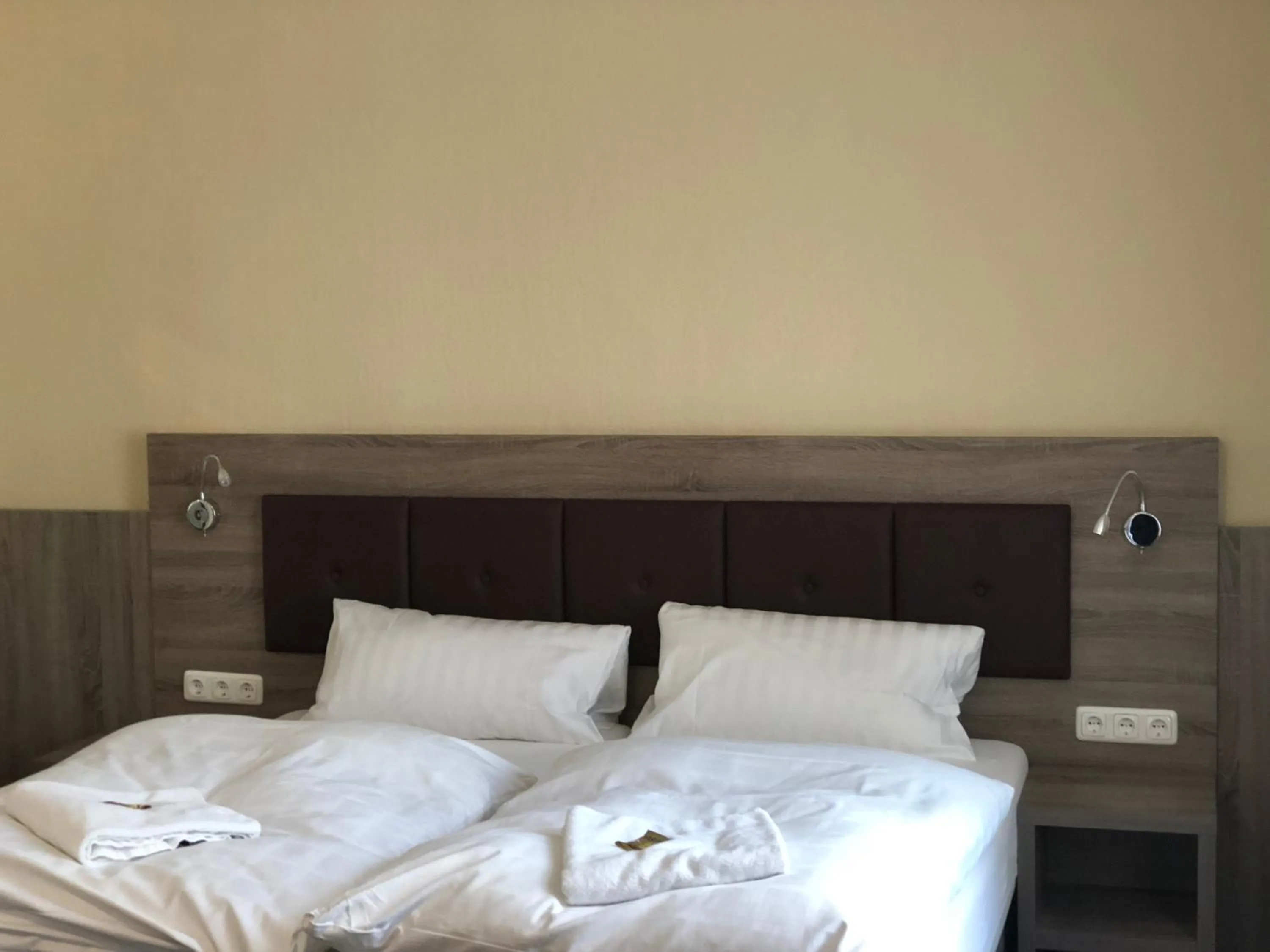 Bed in Hotel Junkerhaus