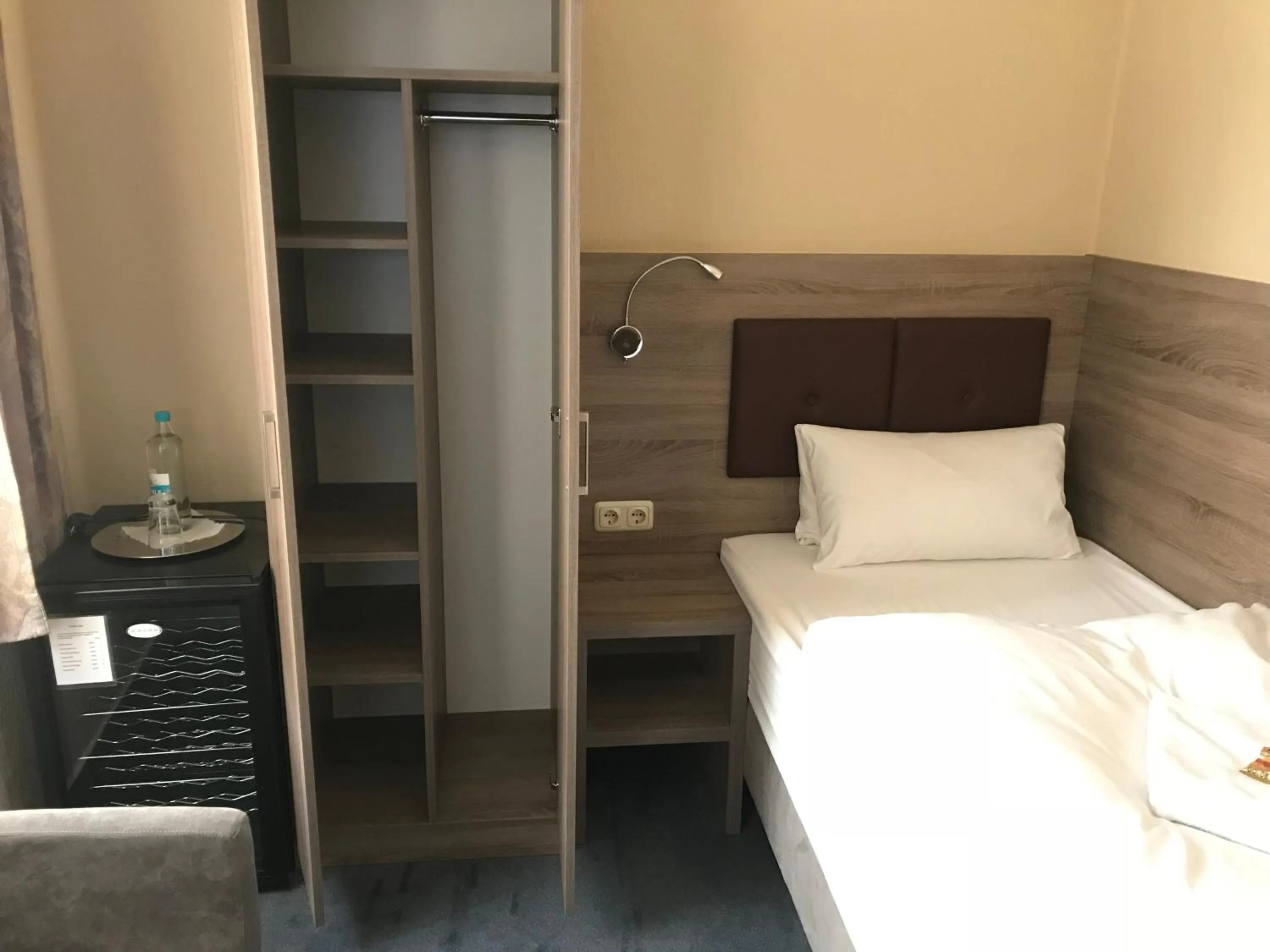 Bed in Hotel Junkerhaus