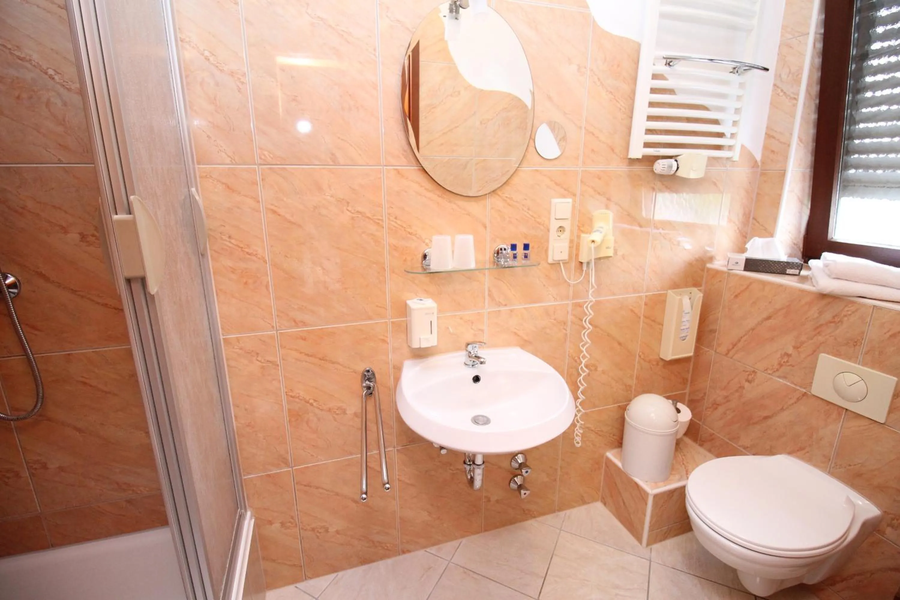 Bathroom in Hotel Geromont