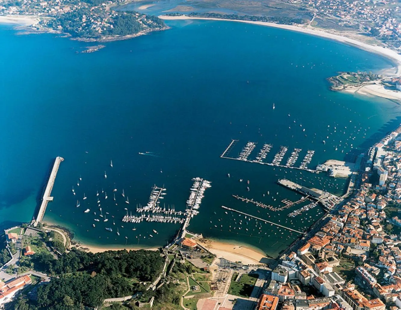 Day in Hotel Cristaleiro