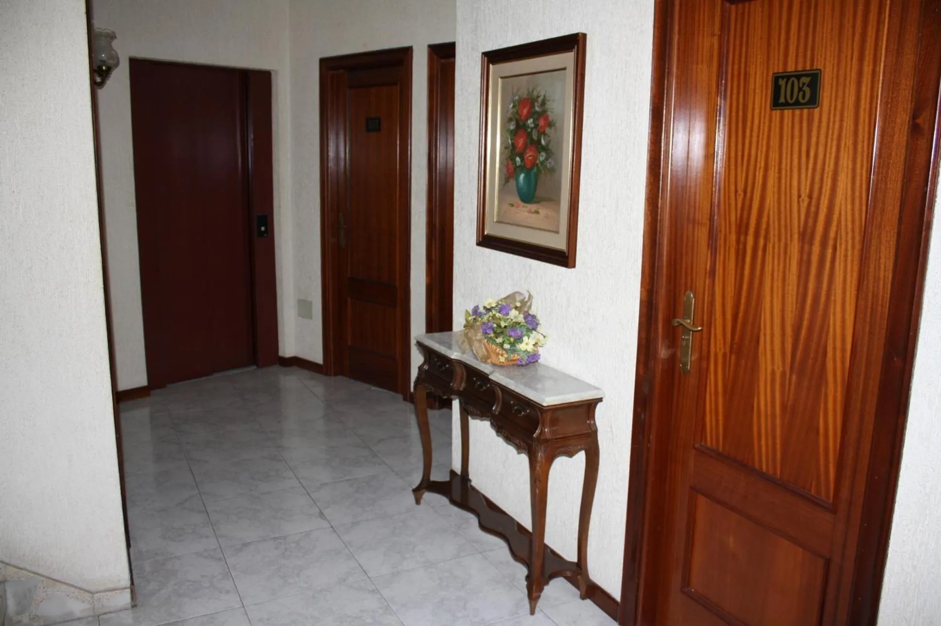 Decorative detail in Hotel Cristaleiro