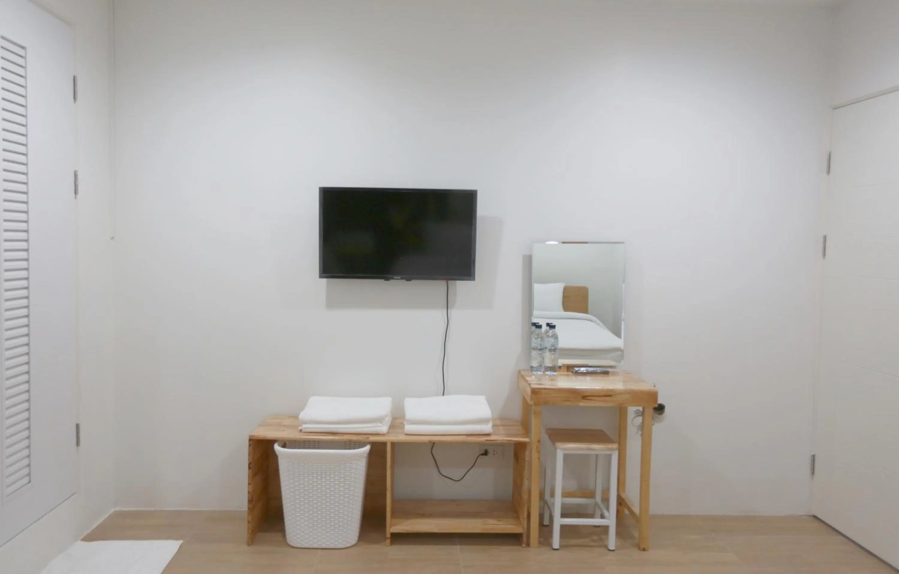 TV and multimedia in INTERest POSHTEL