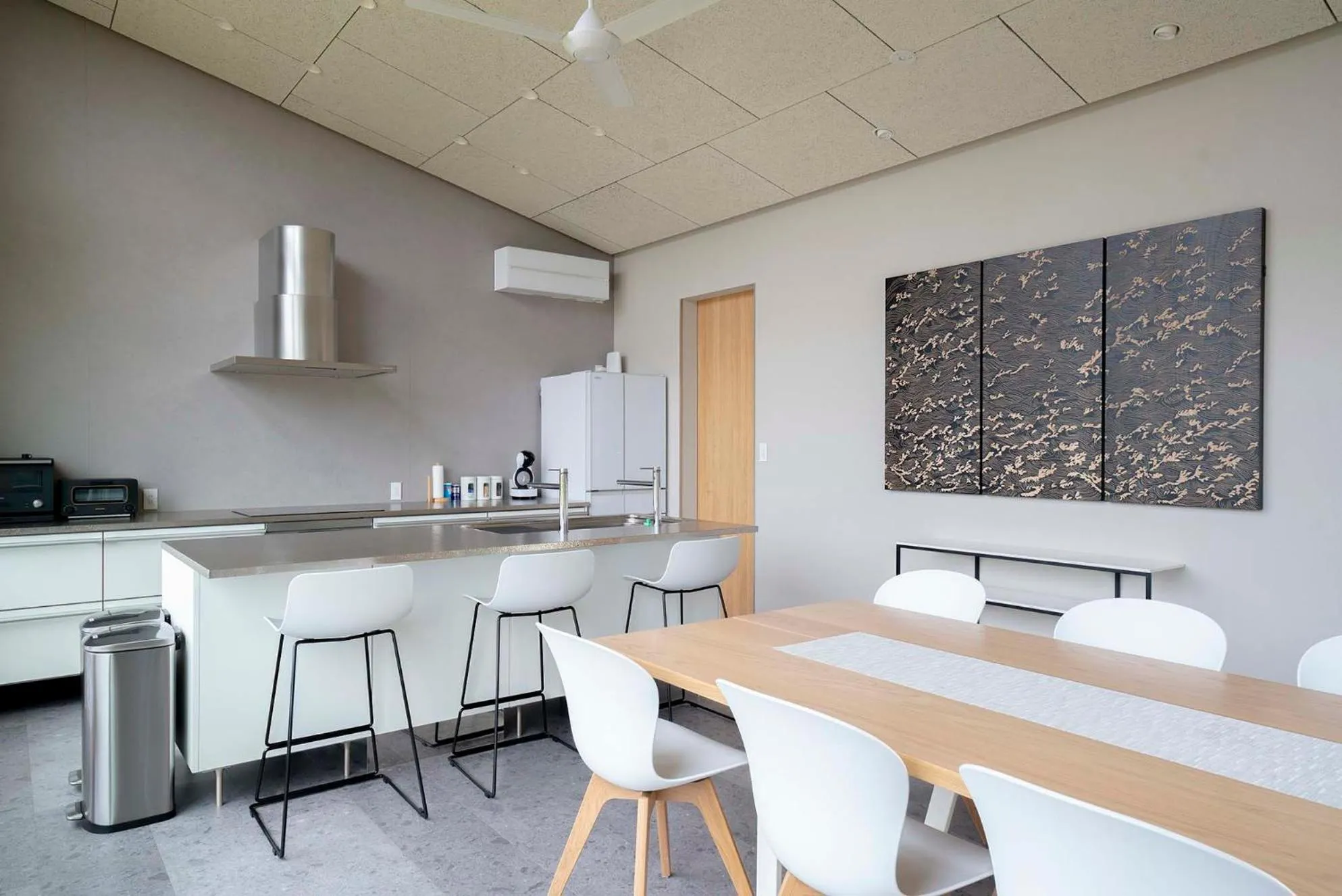 Kitchen or kitchenette in Echo Rocks by The Hakuba Collection