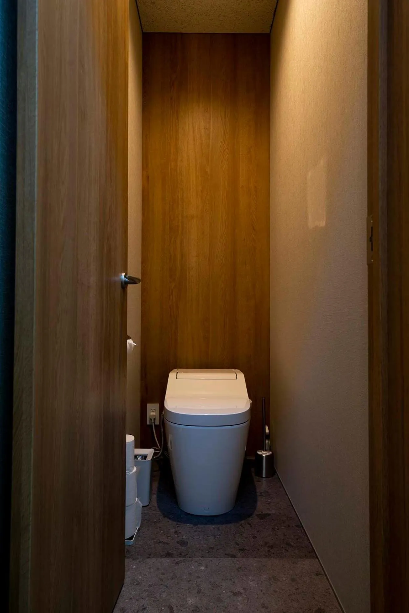 Toilet in Echo Rocks by The Hakuba Collection