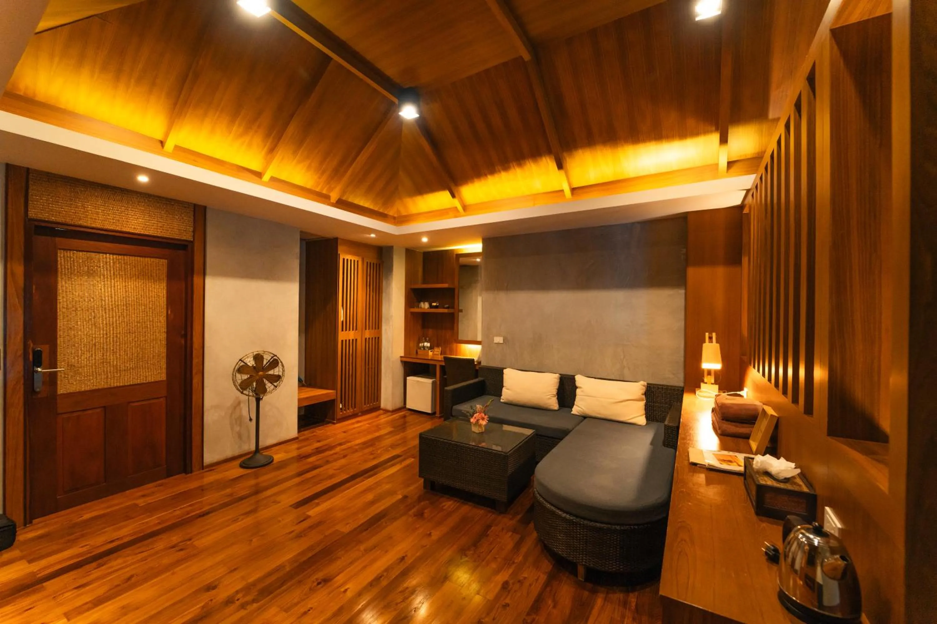 Seating area, Bed in View Point Resort