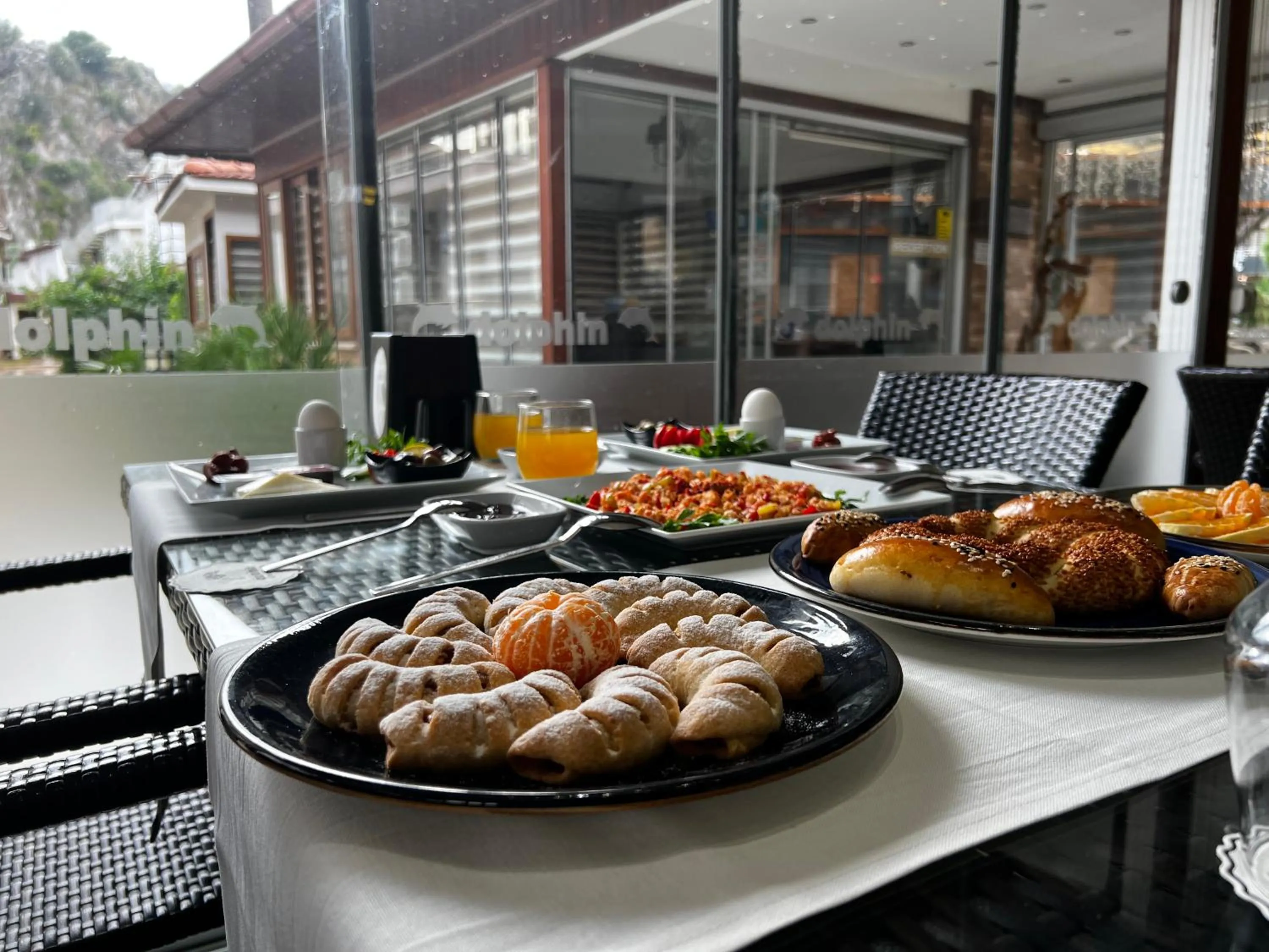 Breakfast in SARIGERME NEW GATE HOTEL