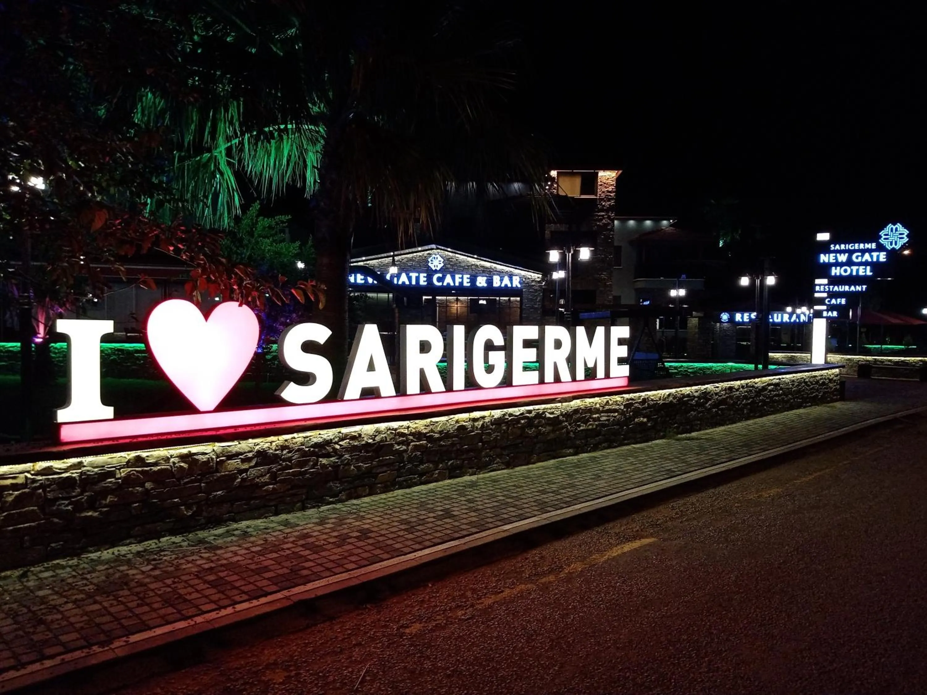 Logo/Certificate/Sign in SARIGERME NEW GATE HOTEL