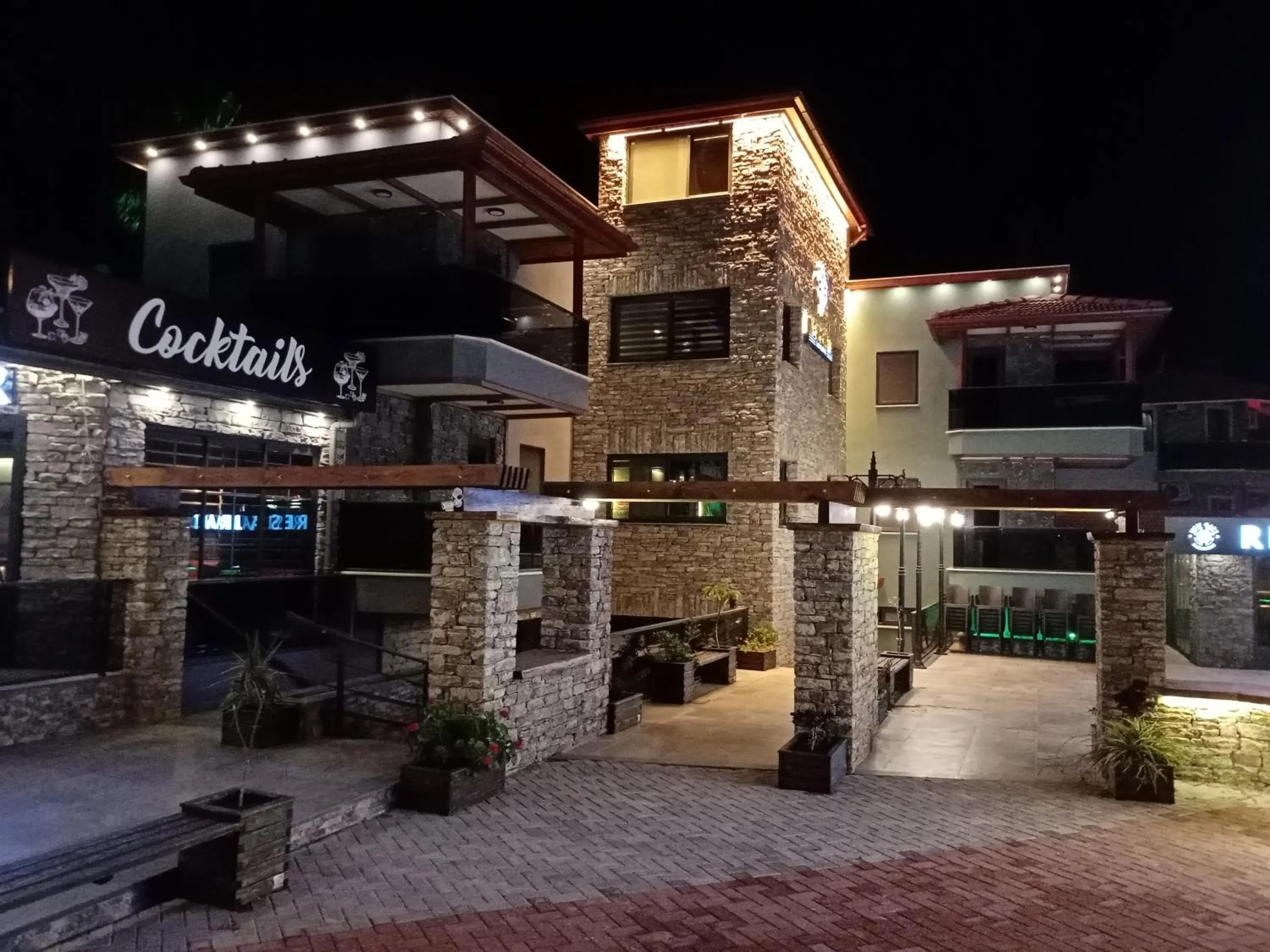 Facade/entrance in SARIGERME NEW GATE HOTEL