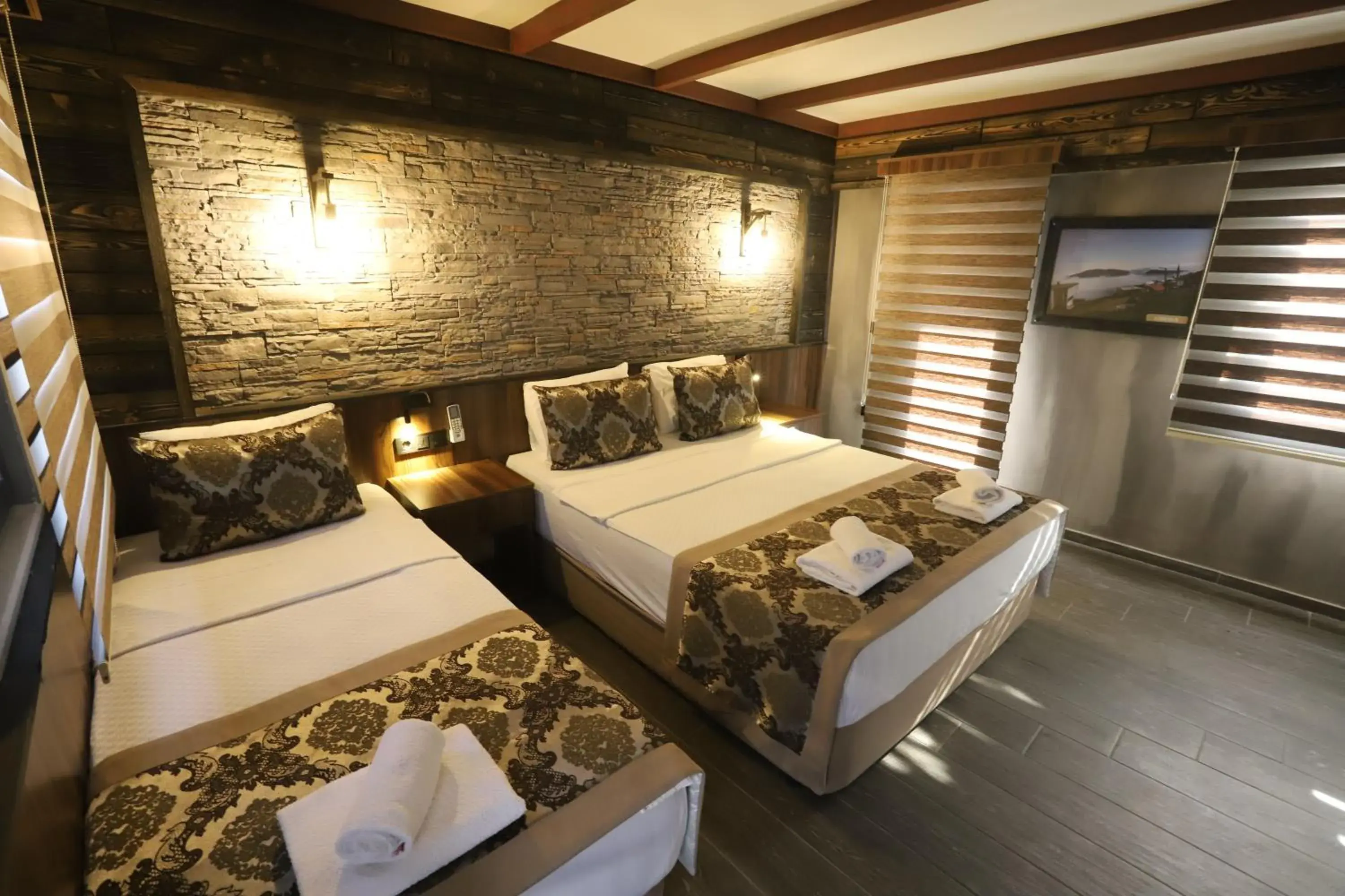 Bed in SARIGERME NEW GATE HOTEL Bed in SARIGERME NEW GATE HOTEL