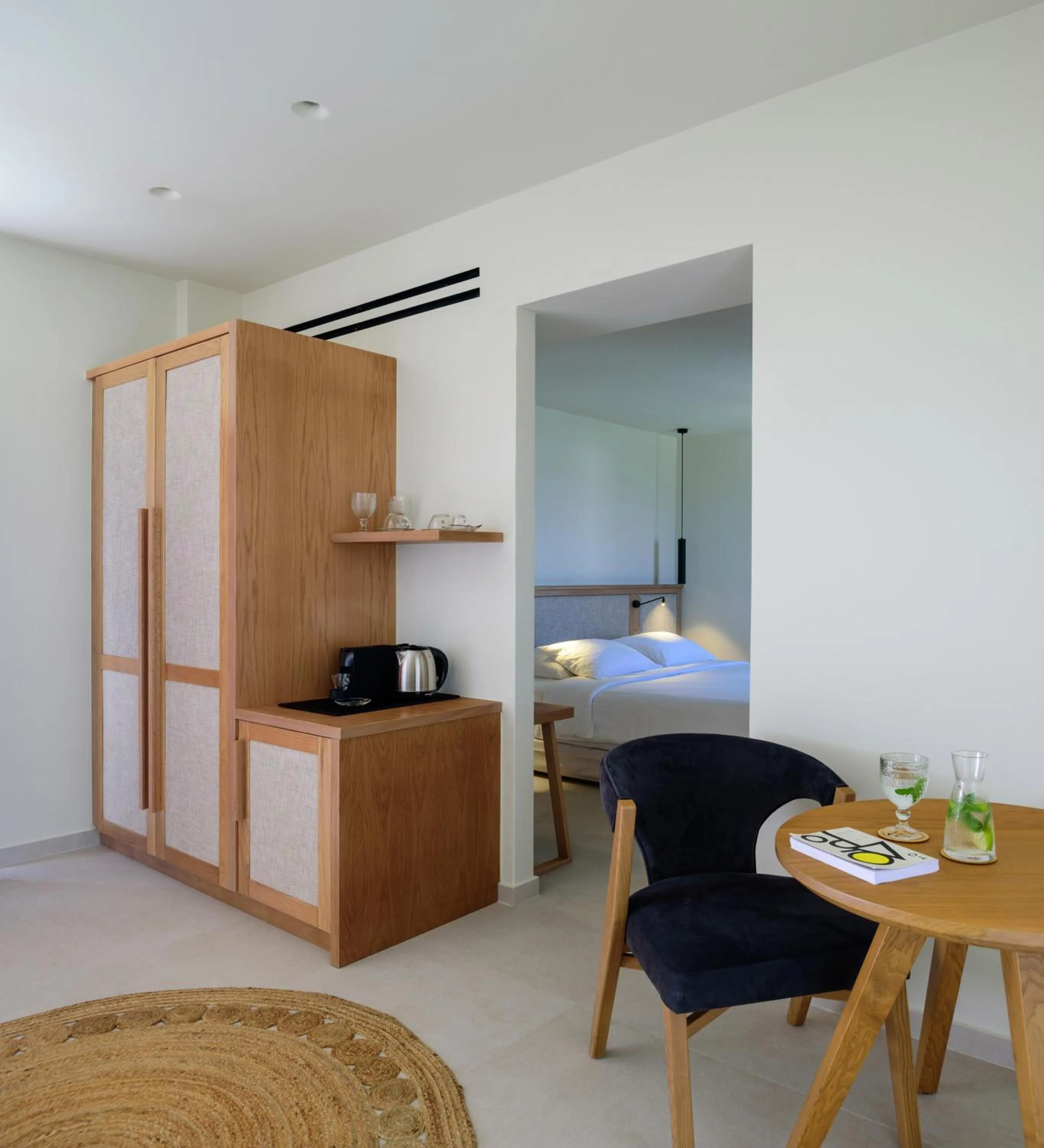 Bed in Potnia Theron Suites