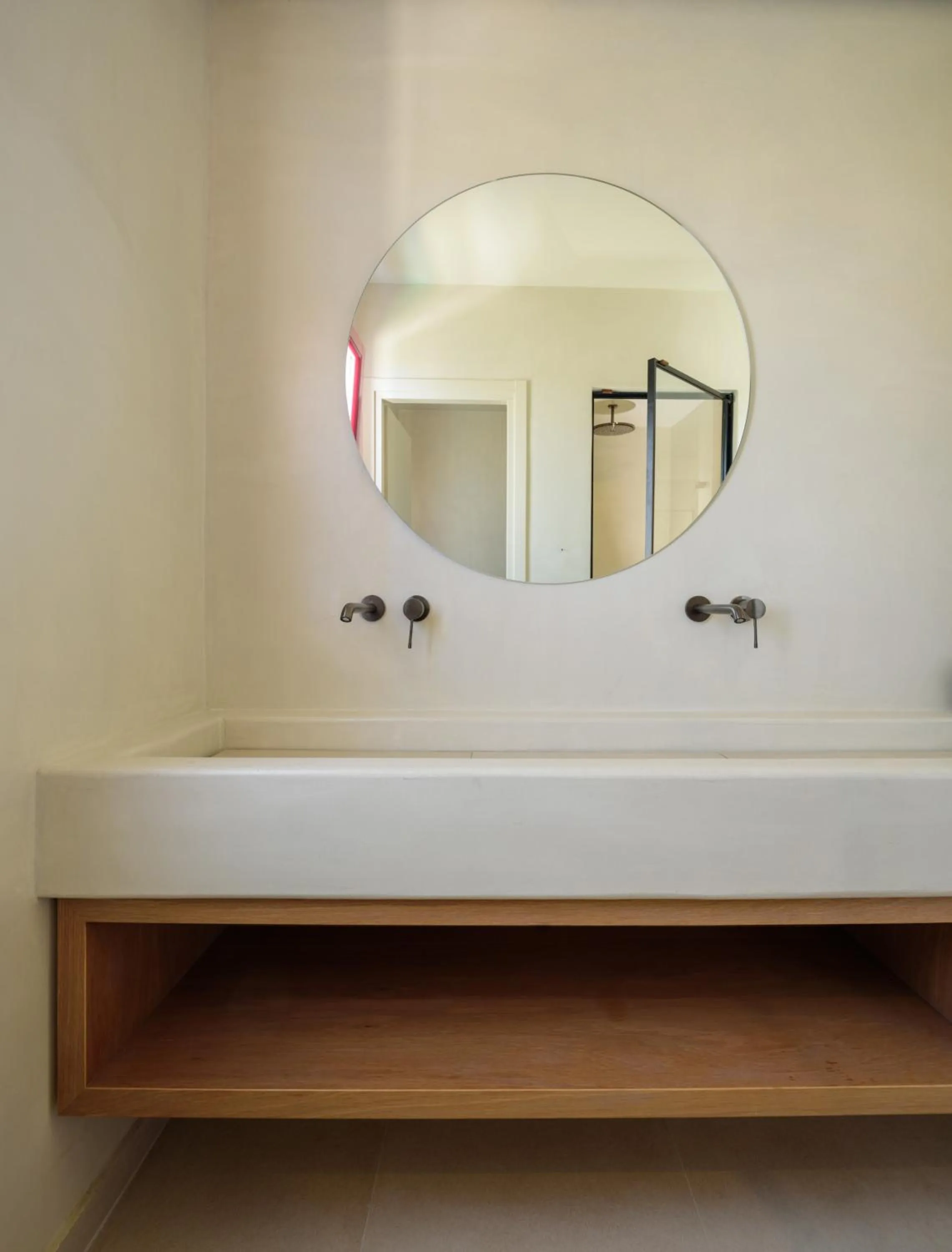 Bathroom in Potnia Theron Suites