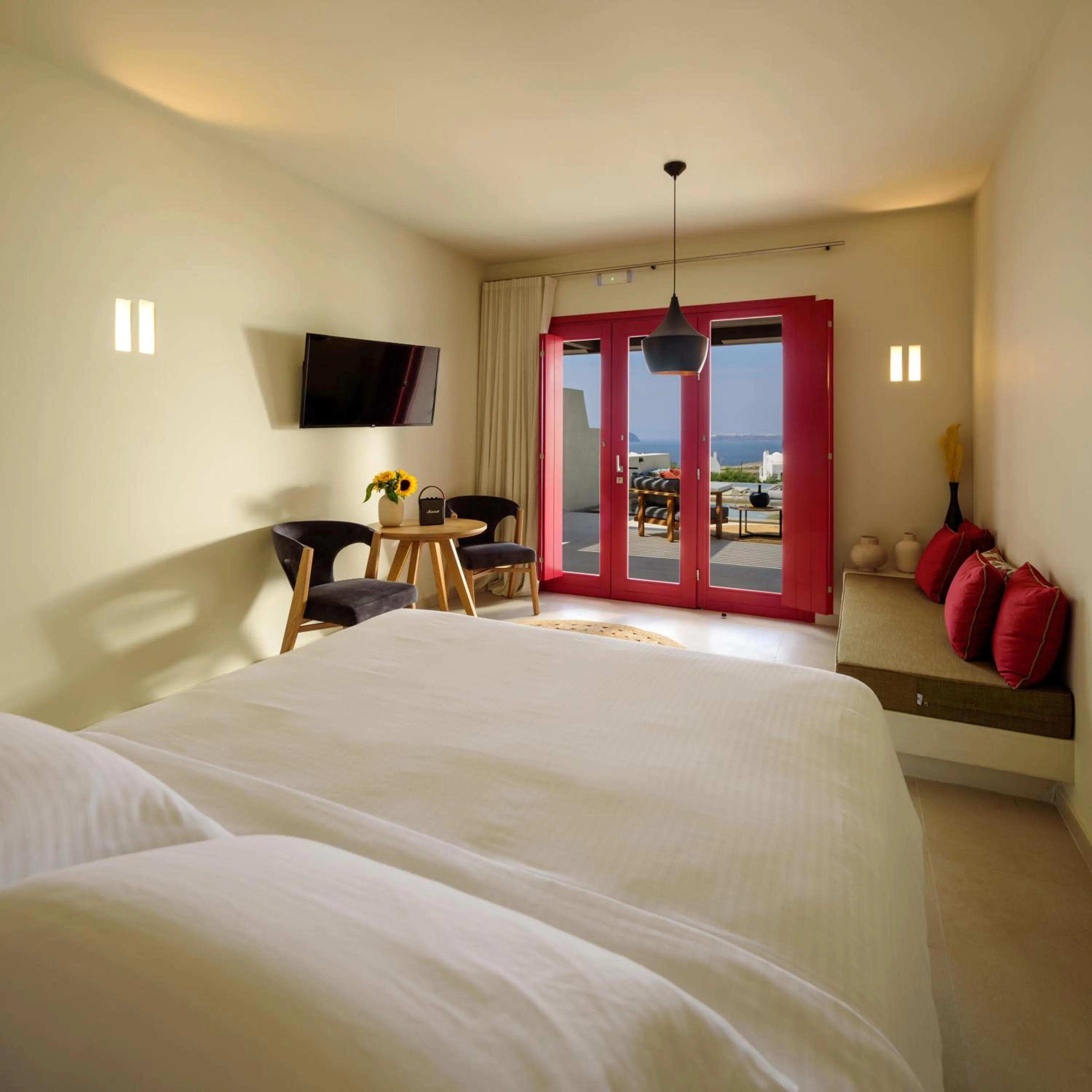 TV and multimedia, Bed in Potnia Theron Suites