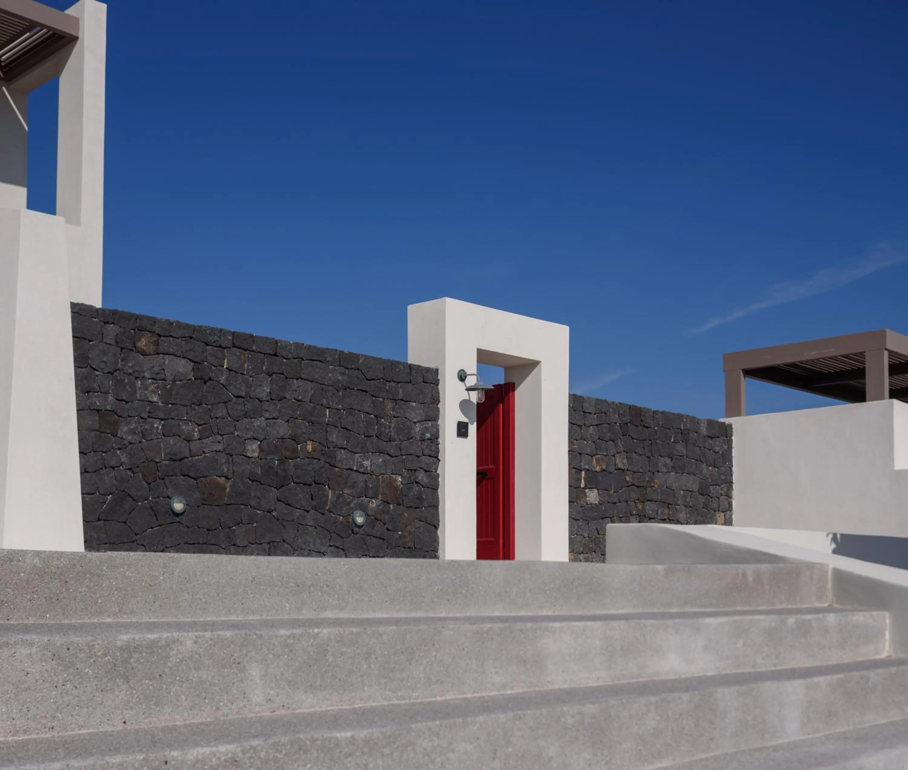 Property building in Potnia Theron Suites