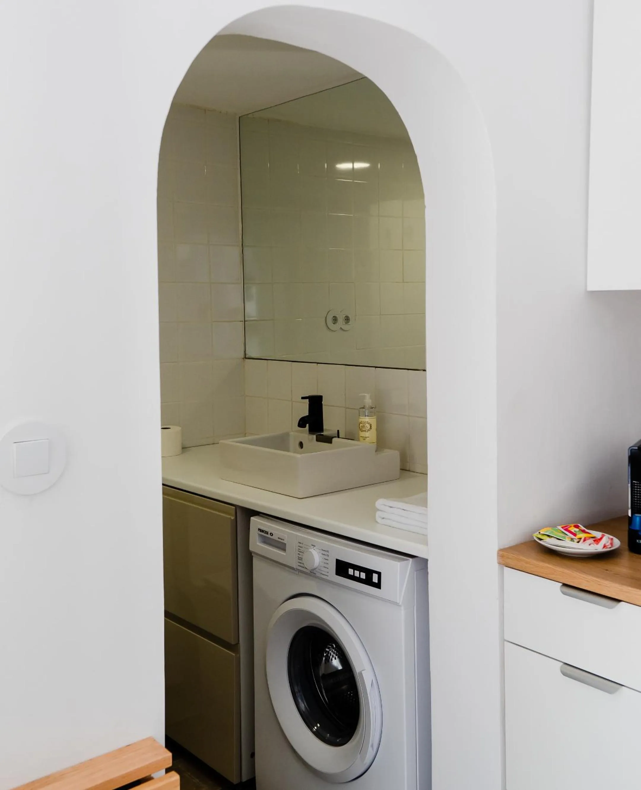 Toilet in Genius Loci Guesthouse