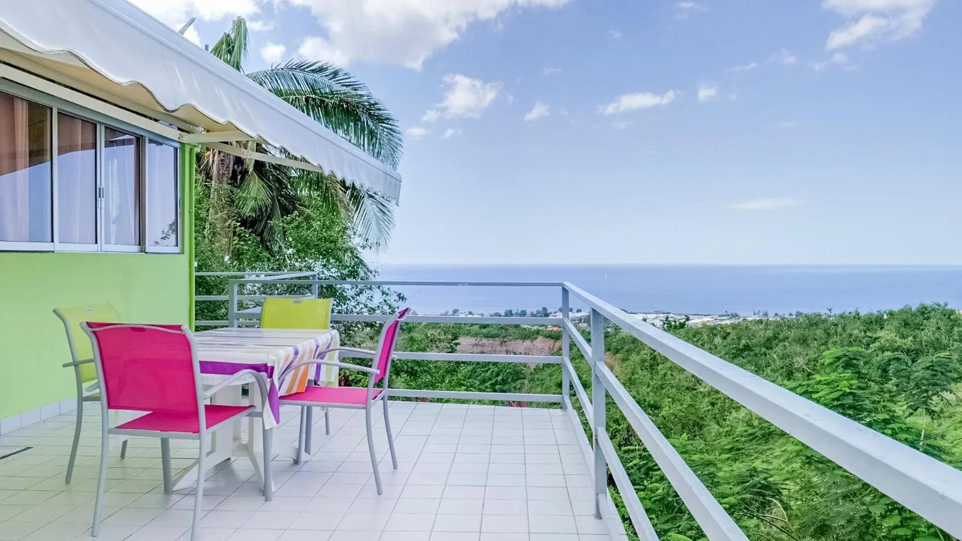 Balcony/Terrace in Résidence Paradis Tropical