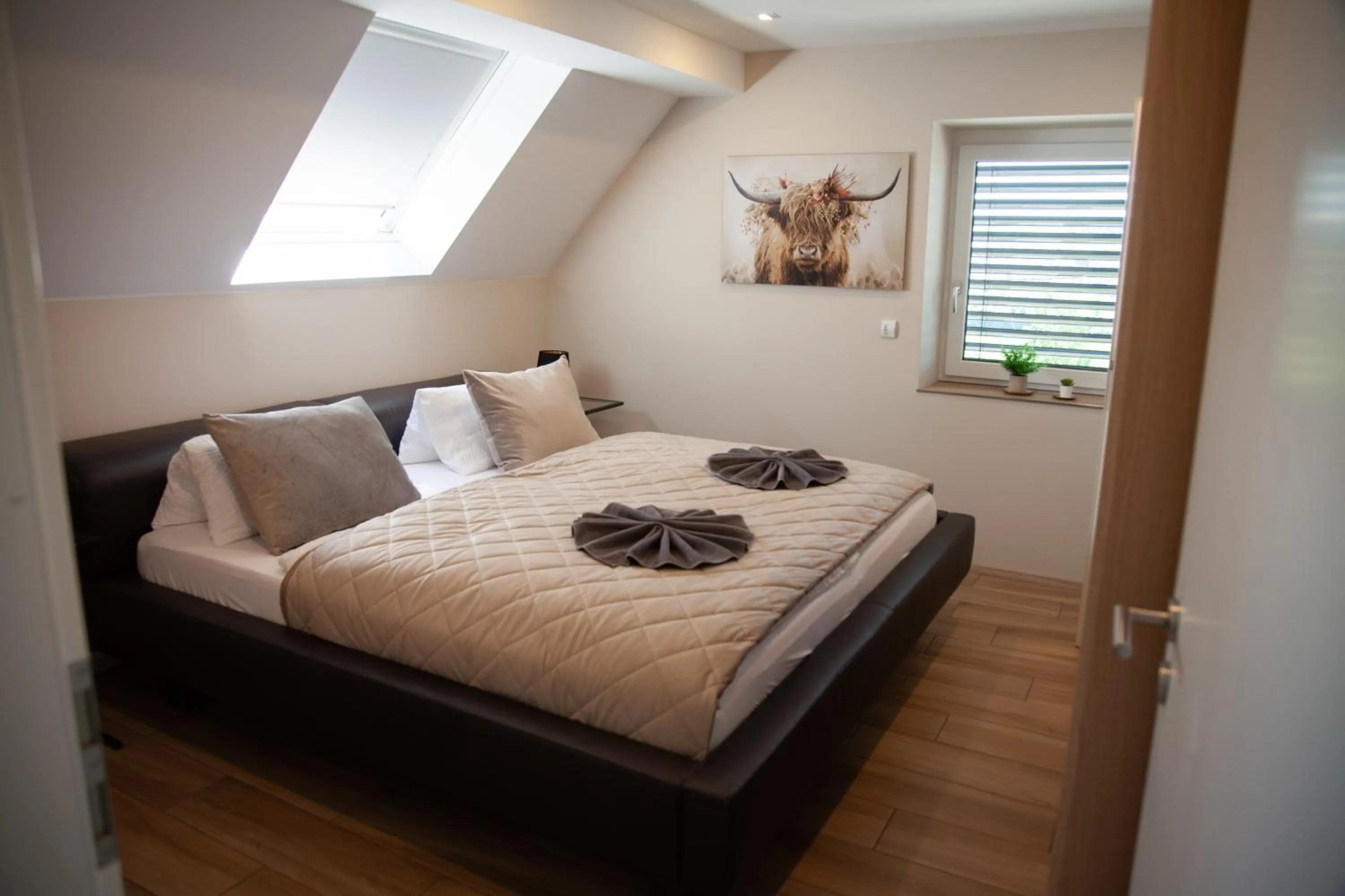 Bed in WohnRaum Gäste- & Boardinghaus