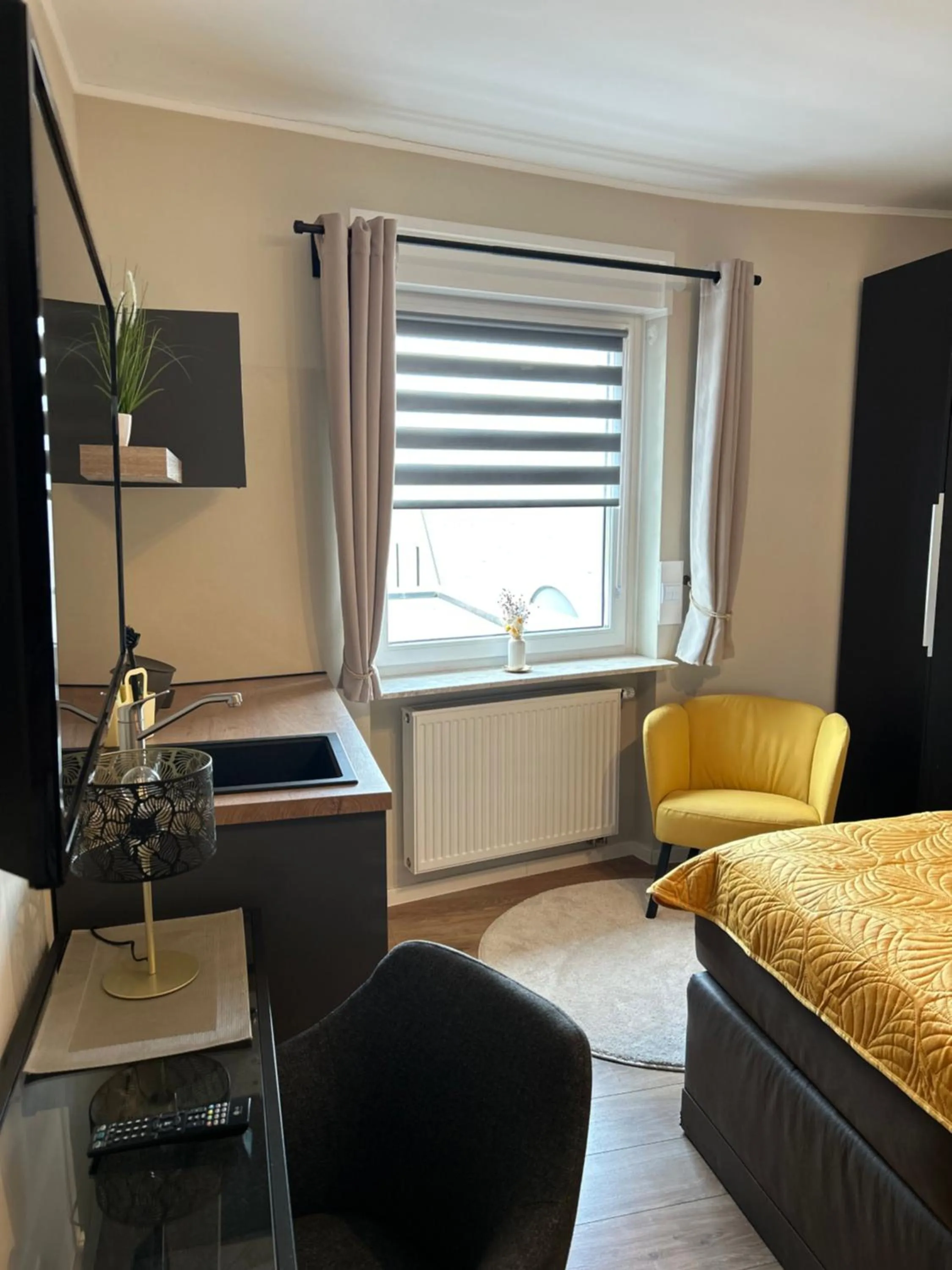 Bedroom in WohnRaum Gäste- & Boardinghaus