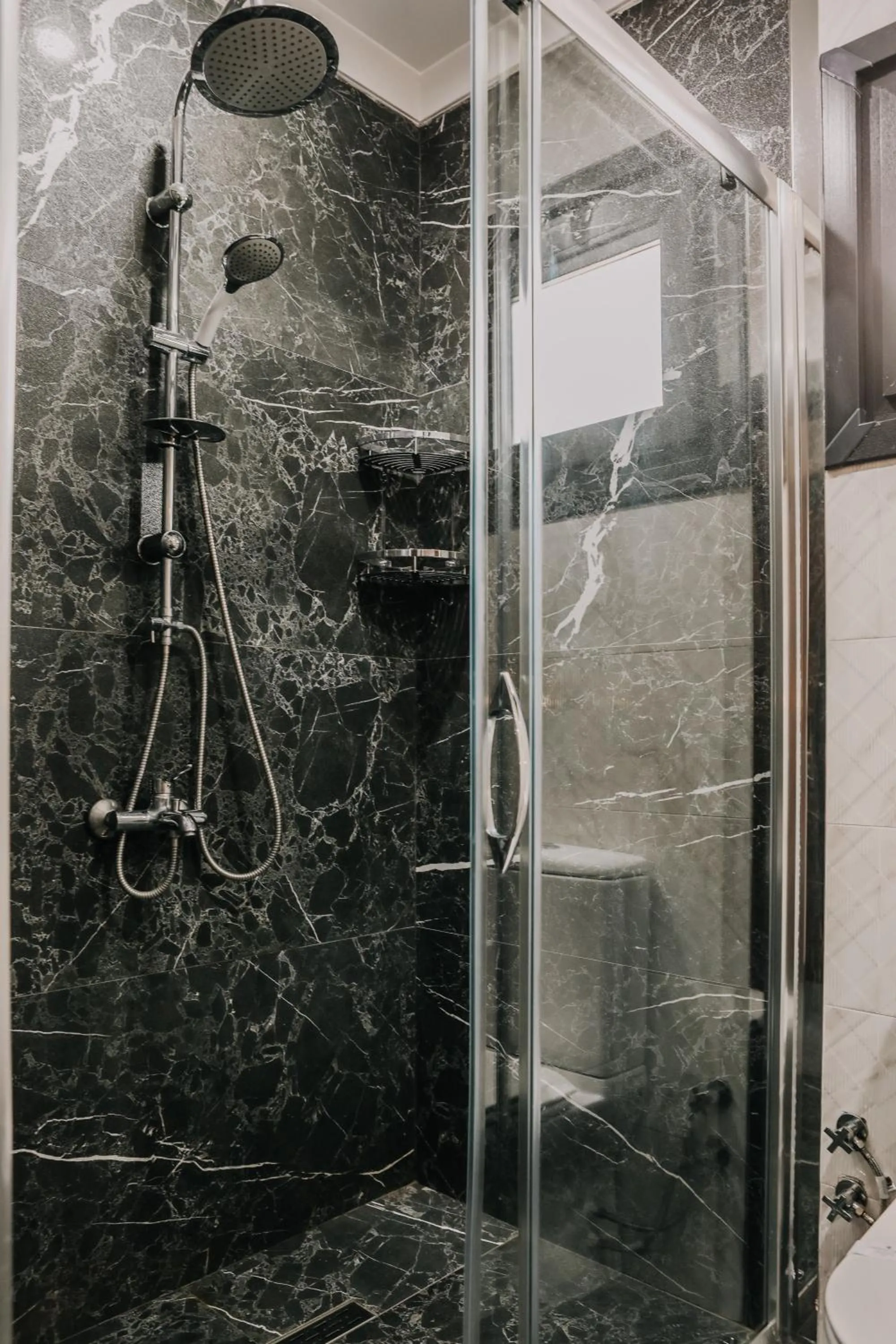 Otel Grand Lark İstanbul