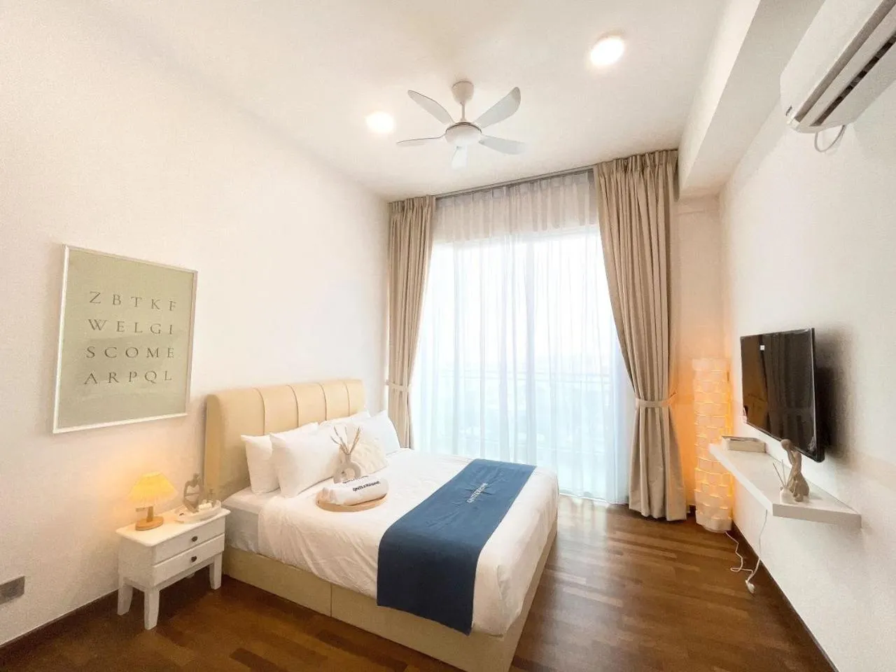 Bed in Paragon Suite Homestay by Antlerzone