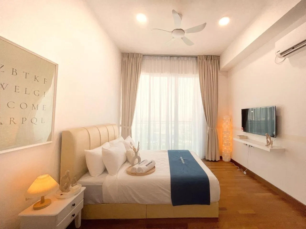 Bed in Paragon Suite Homestay by Antlerzone