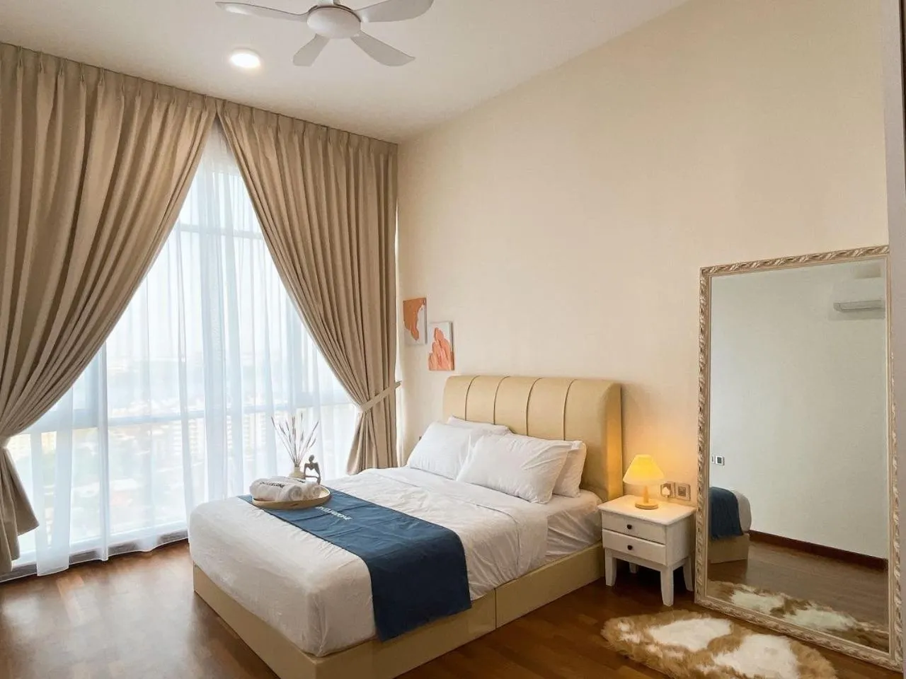 Bed in Paragon Suite Homestay by Antlerzone