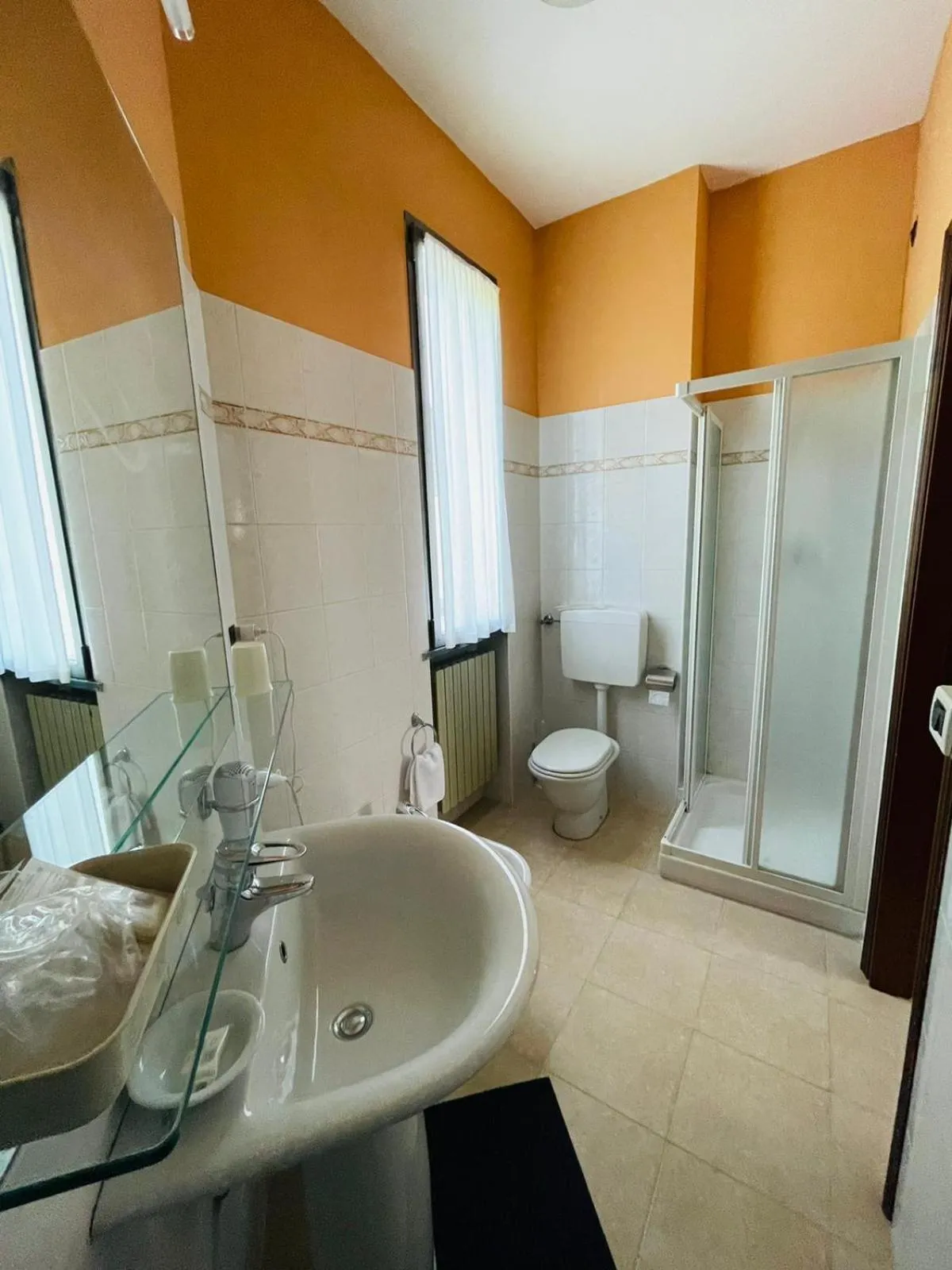 Bathroom in Hotel Azzurra