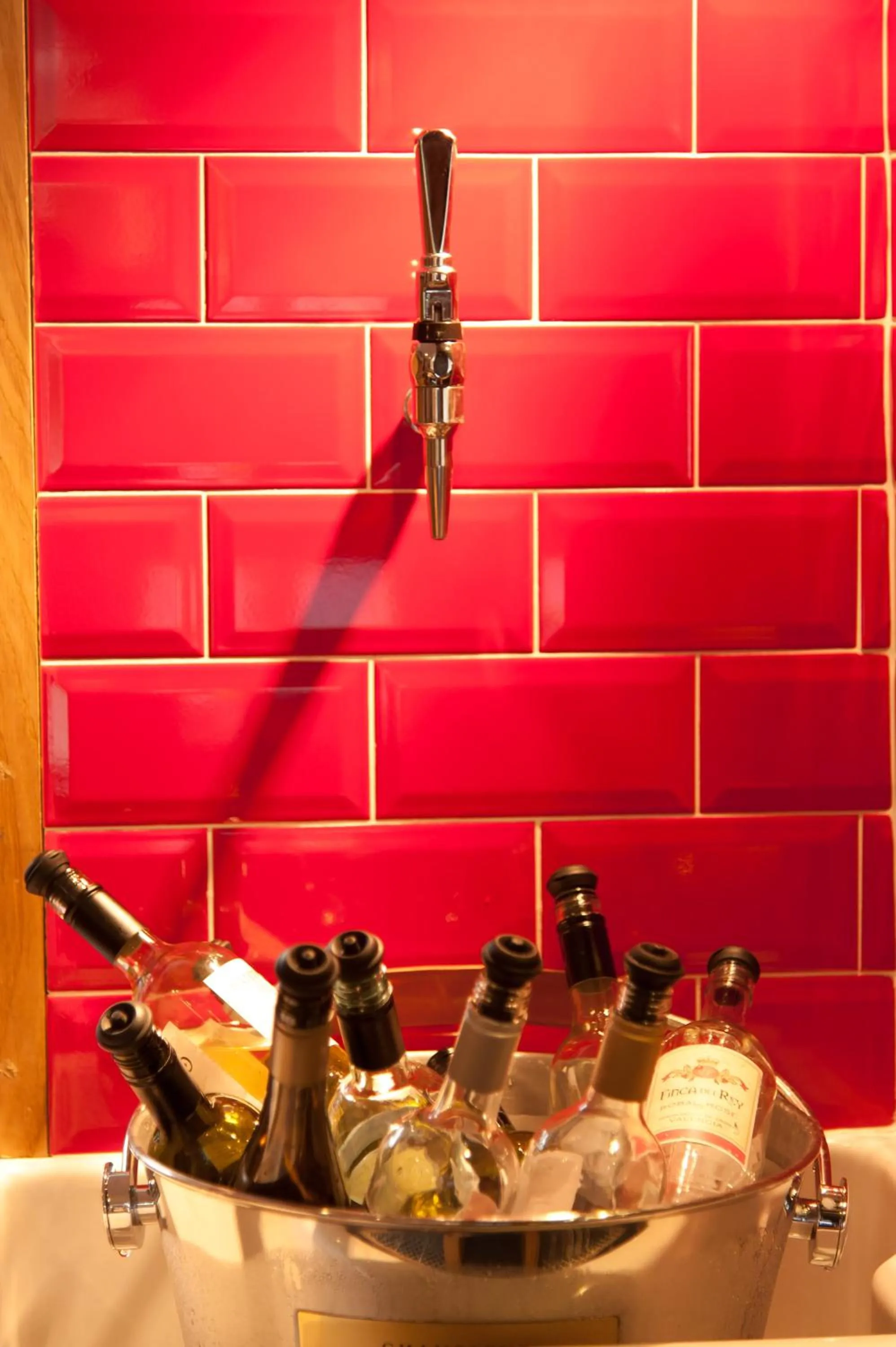 Alcoholic drinks in The Wychwood Inn