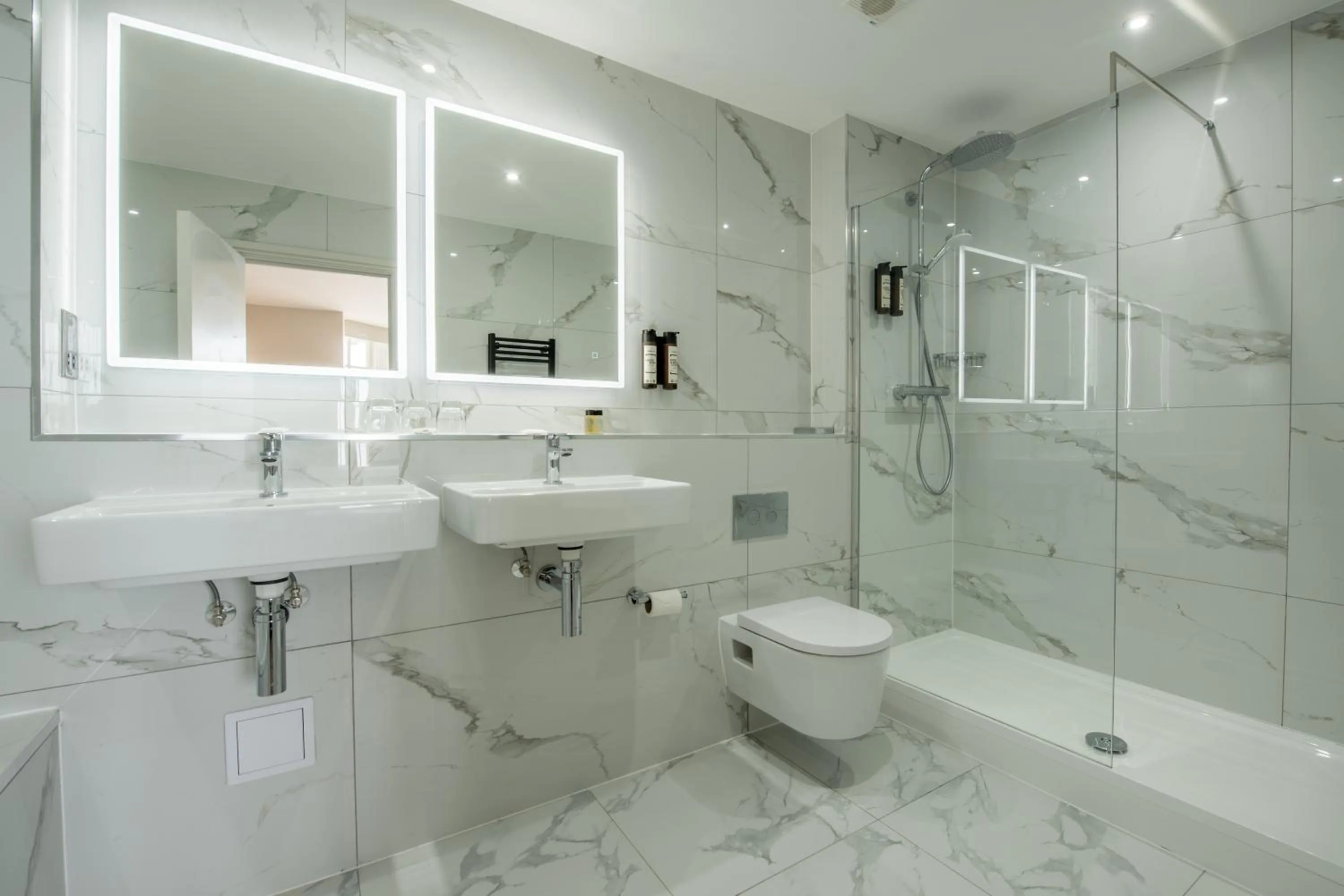 Bathroom in Imperial Hotel Tenby