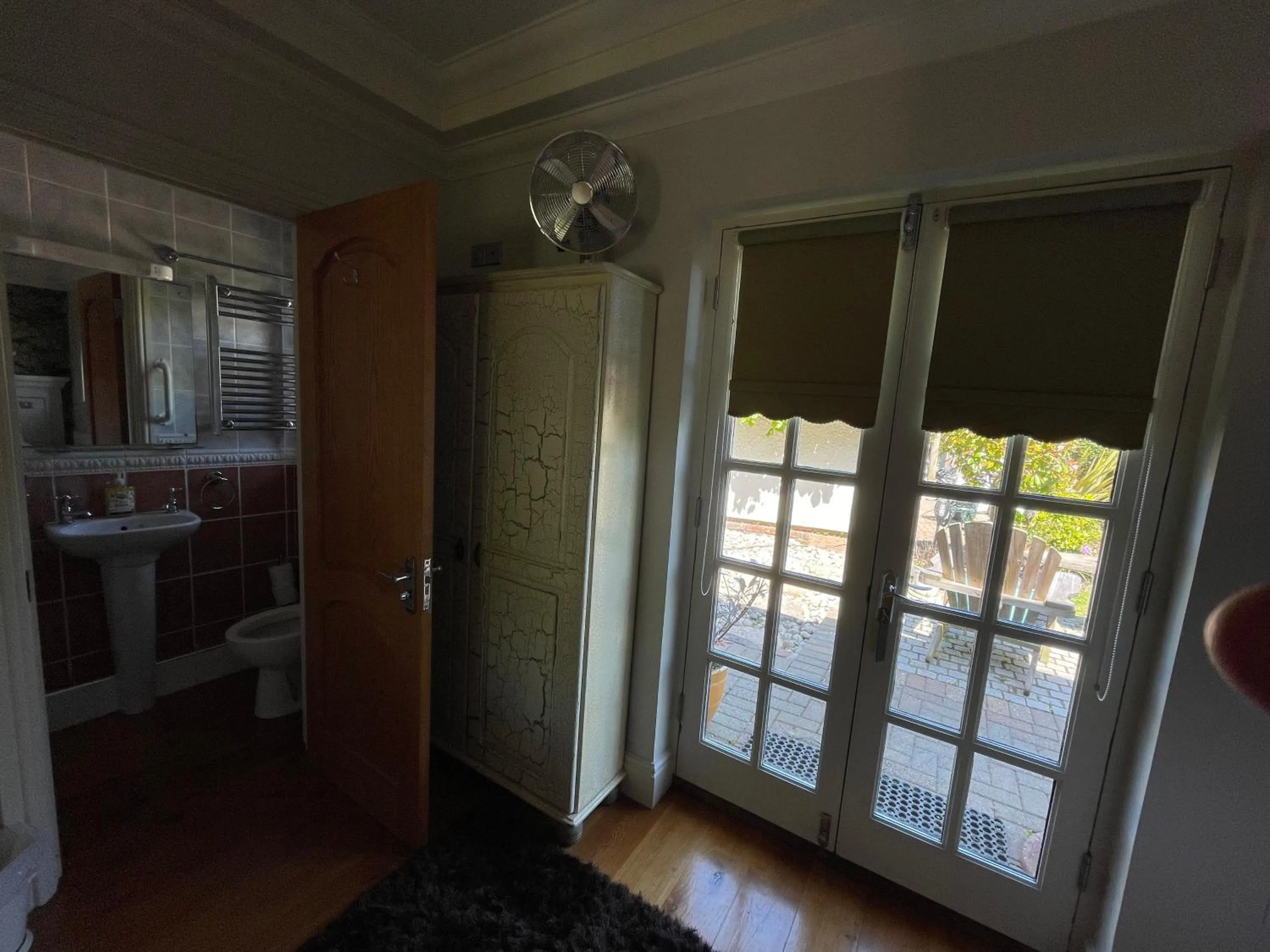Bathroom in Bradleigh Lodge