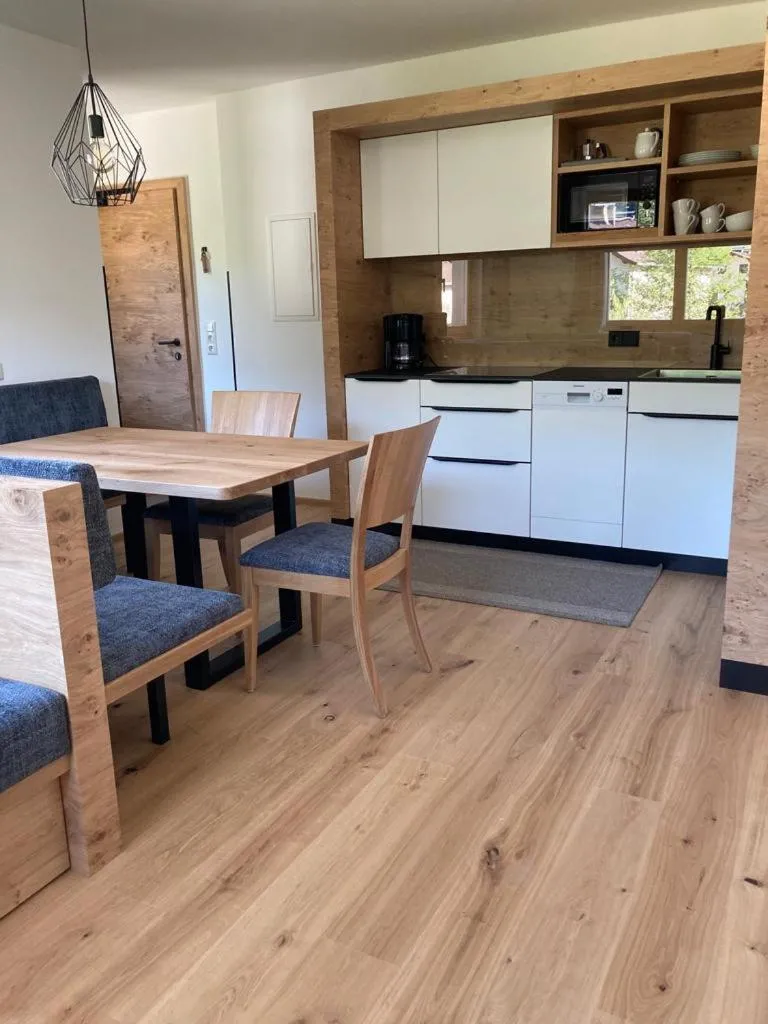 Kitchen or kitchenette in Appartements Pichler