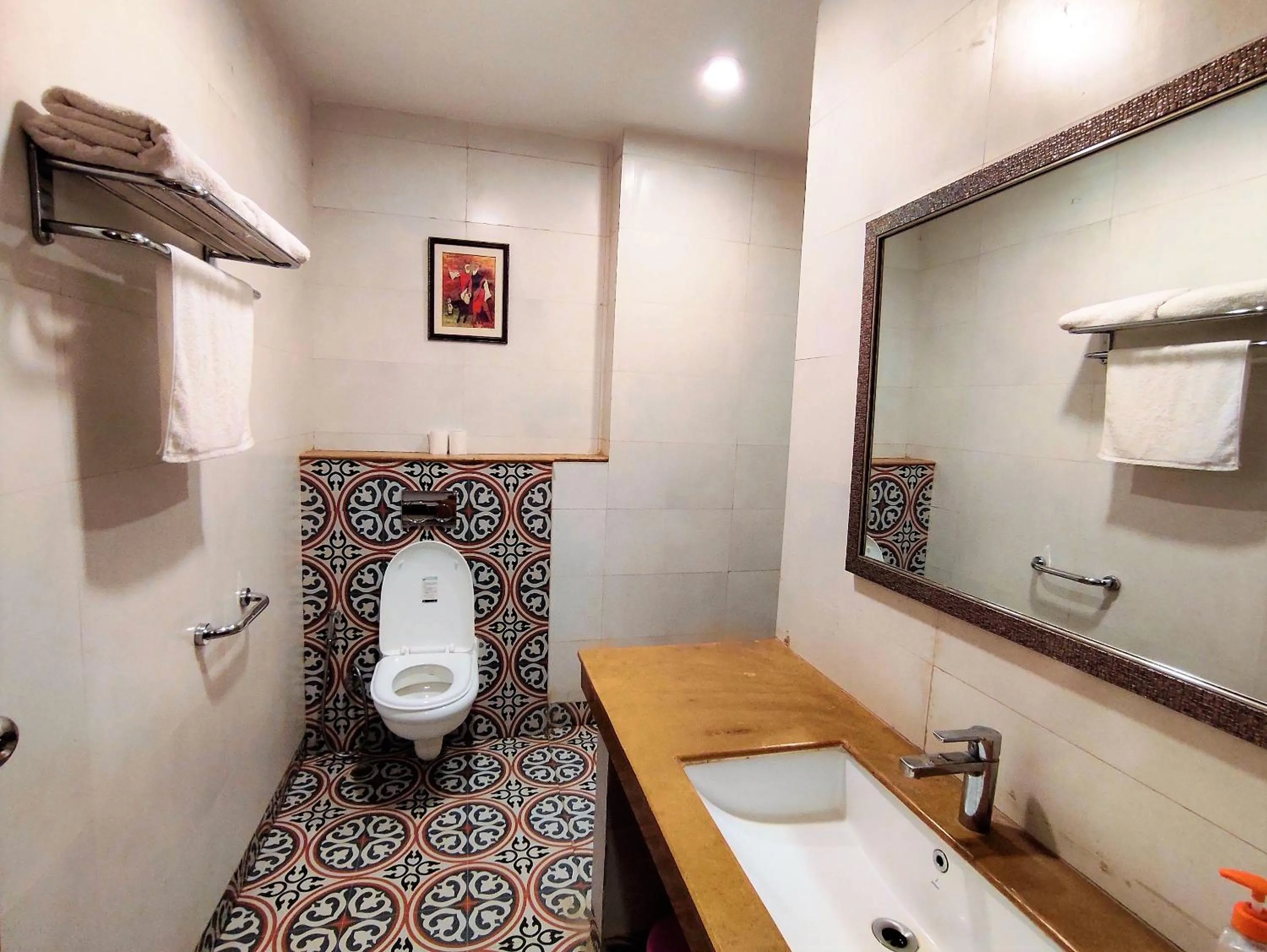 Toilet in The Angel Hotel & Suites near Medanta